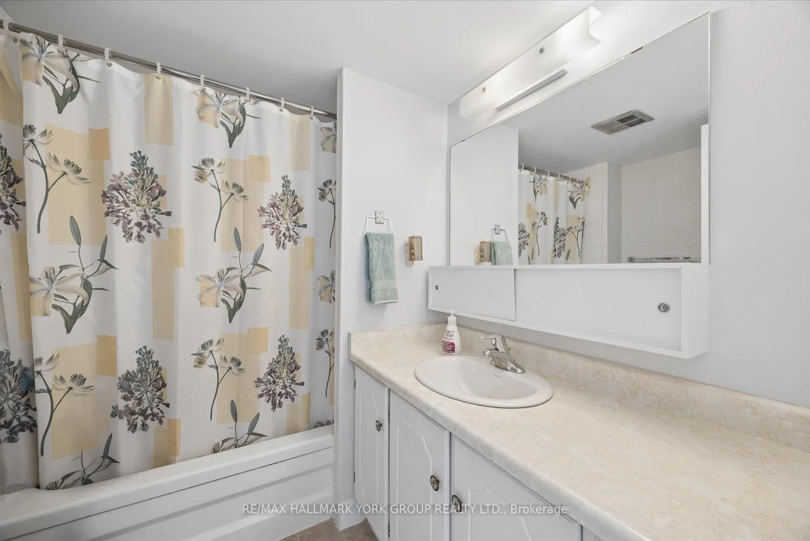Photo 15 of Unit 1016, 55 William Street E, Oshawa, O'Neill — HOMEH
