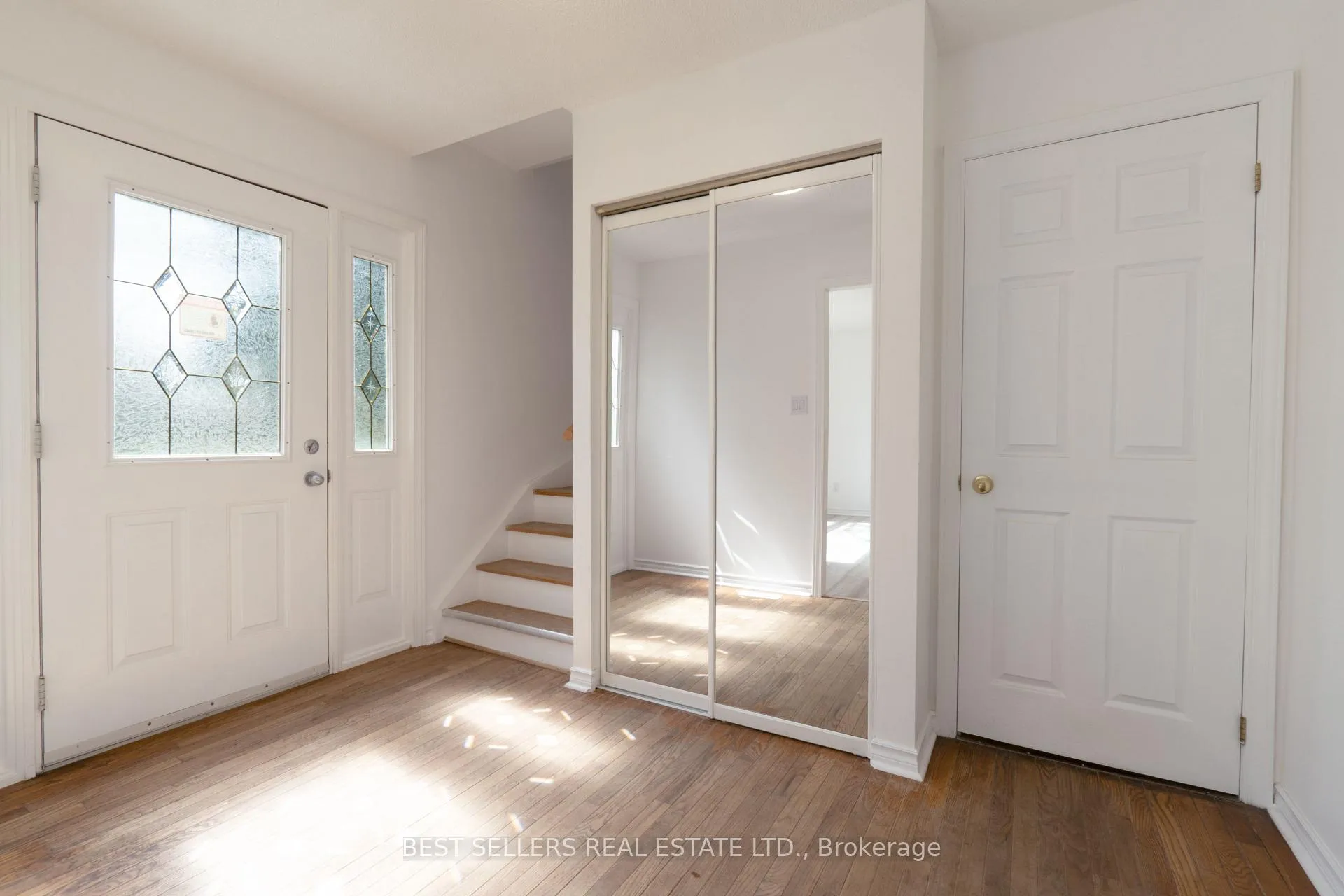 Photo 5 of 9 Herkley Drive, Brampton, Madoc — HOMEH