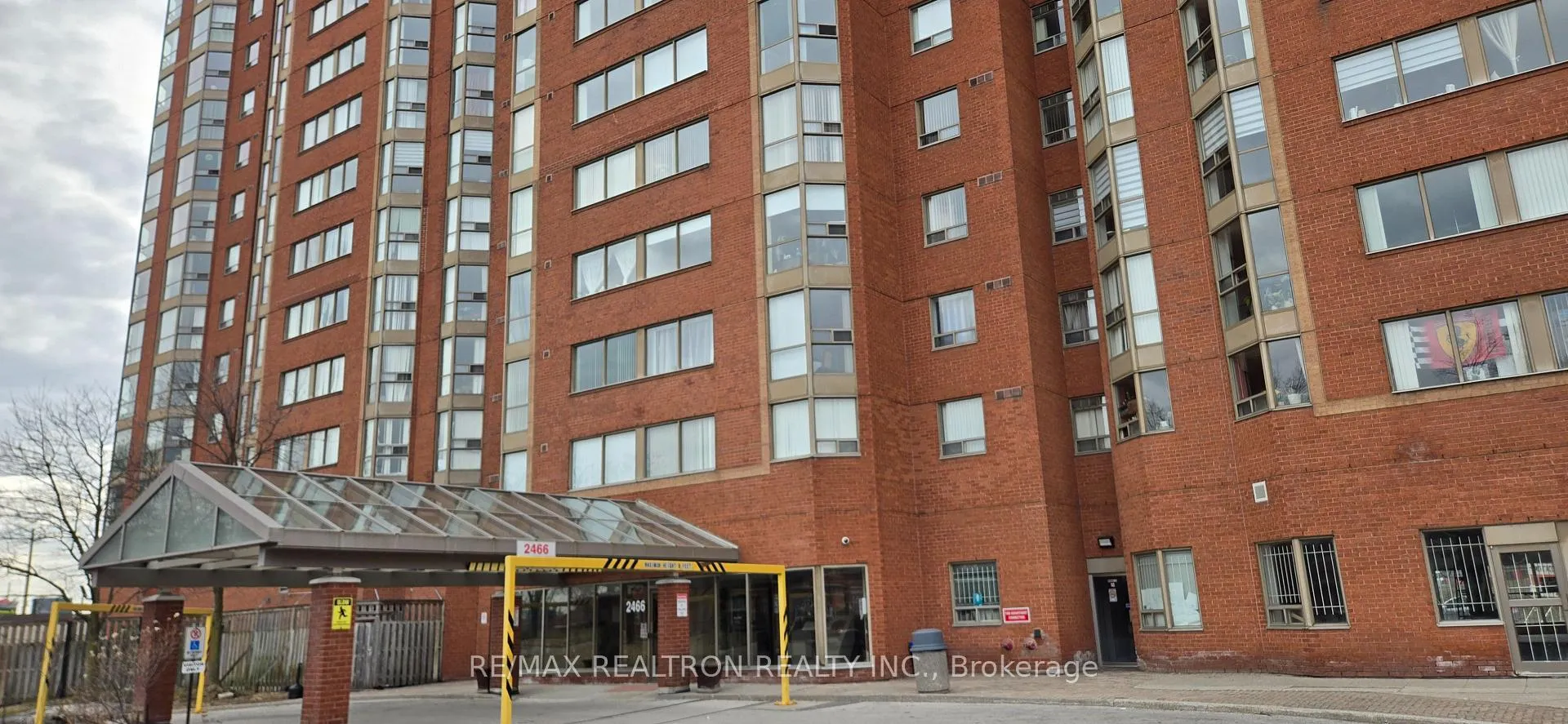 Photo of Unit 806, 2466 Eglinton Avenue E