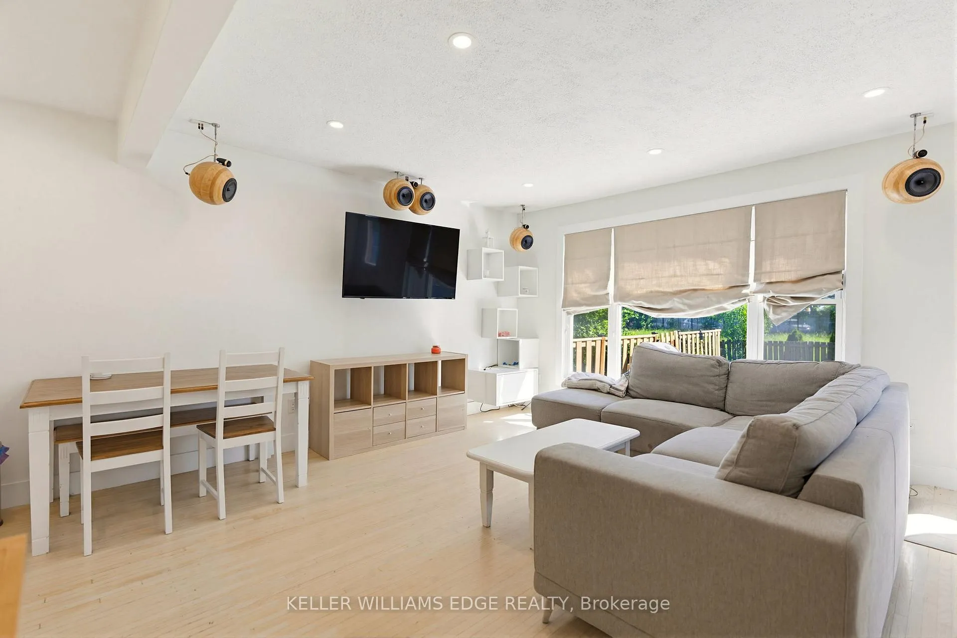 Photo 5 of Unit 7, 161 Berkindale Drive, Hamilton, Riverdale — HOMEH