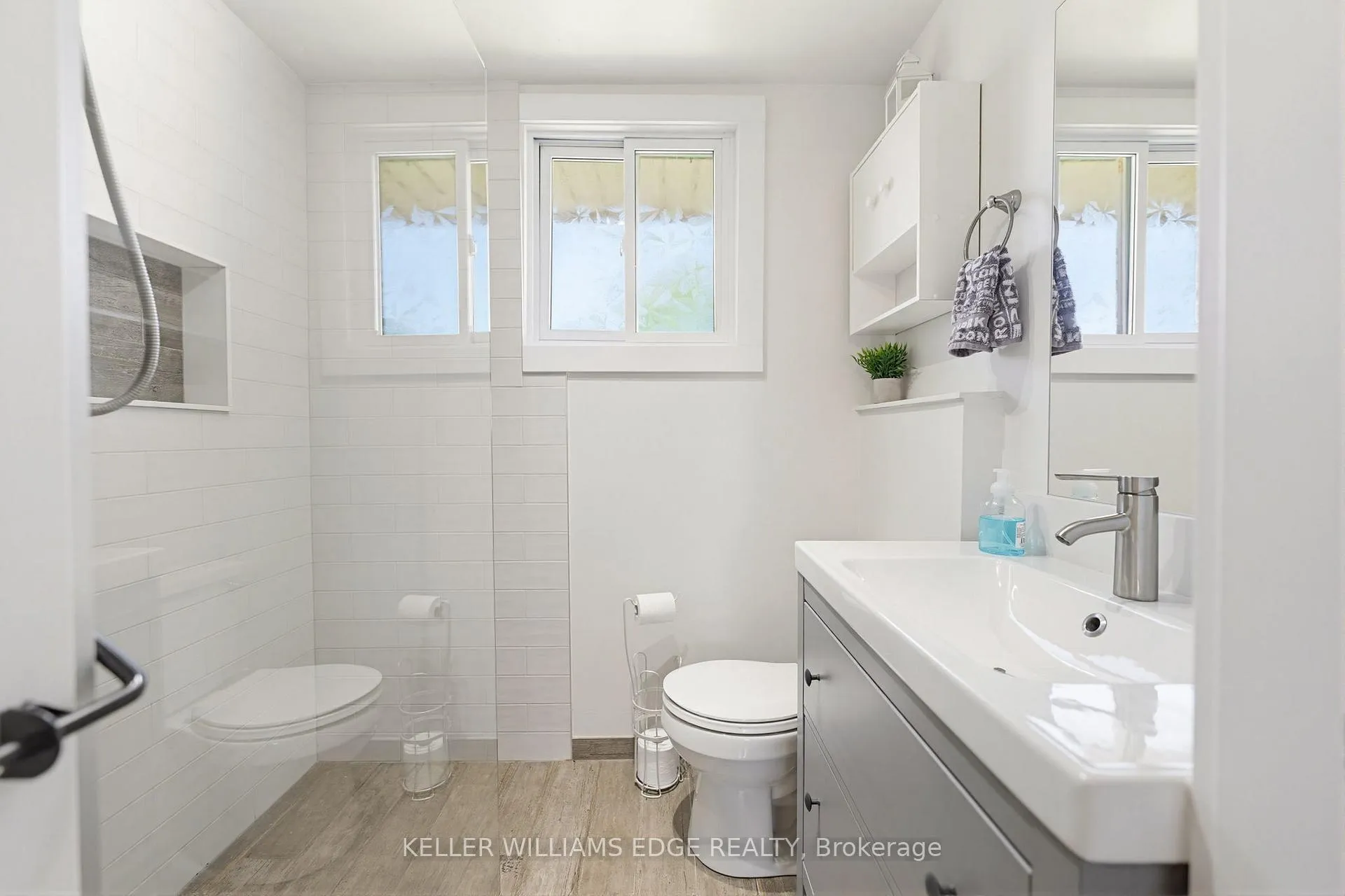Photo 17 of Unit 7, 161 Berkindale Drive, Hamilton, Riverdale — HOMEH
