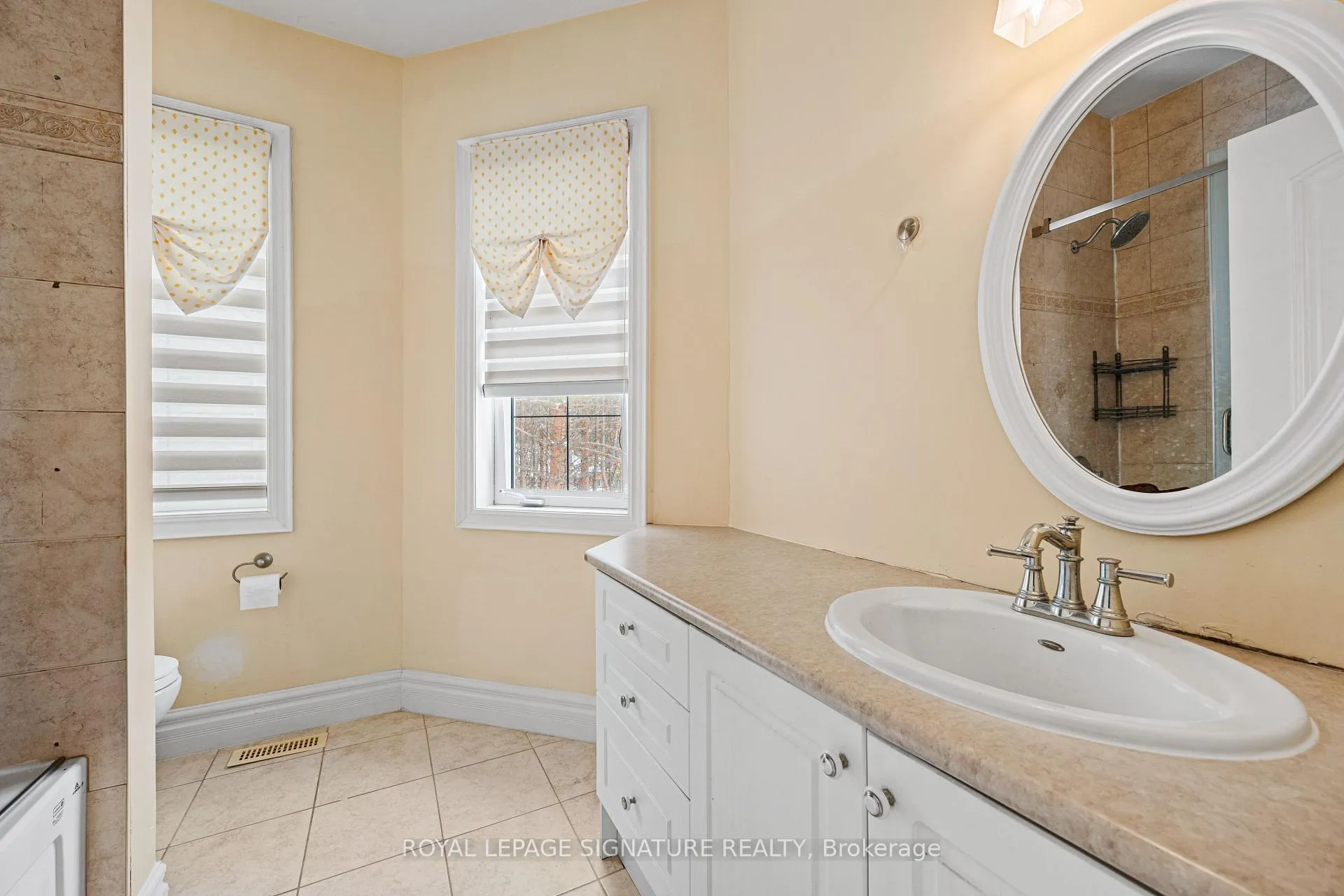 Photo 25 of 8 Elia Drive, Whitchurch-Stouffville, Rural Whitchurch-Stouffville — HOMEH
