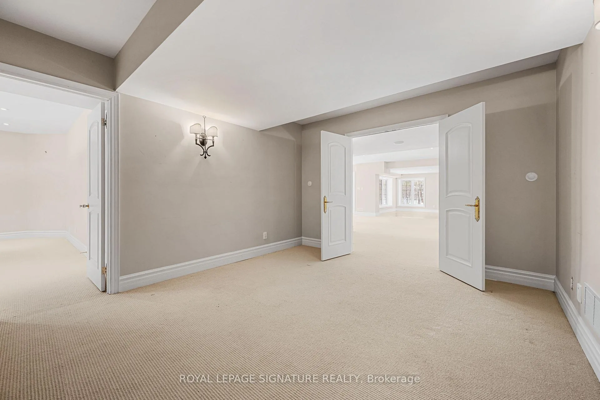 Photo 36 of 8 Elia Drive, Whitchurch-Stouffville, Rural Whitchurch-Stouffville — HOMEH