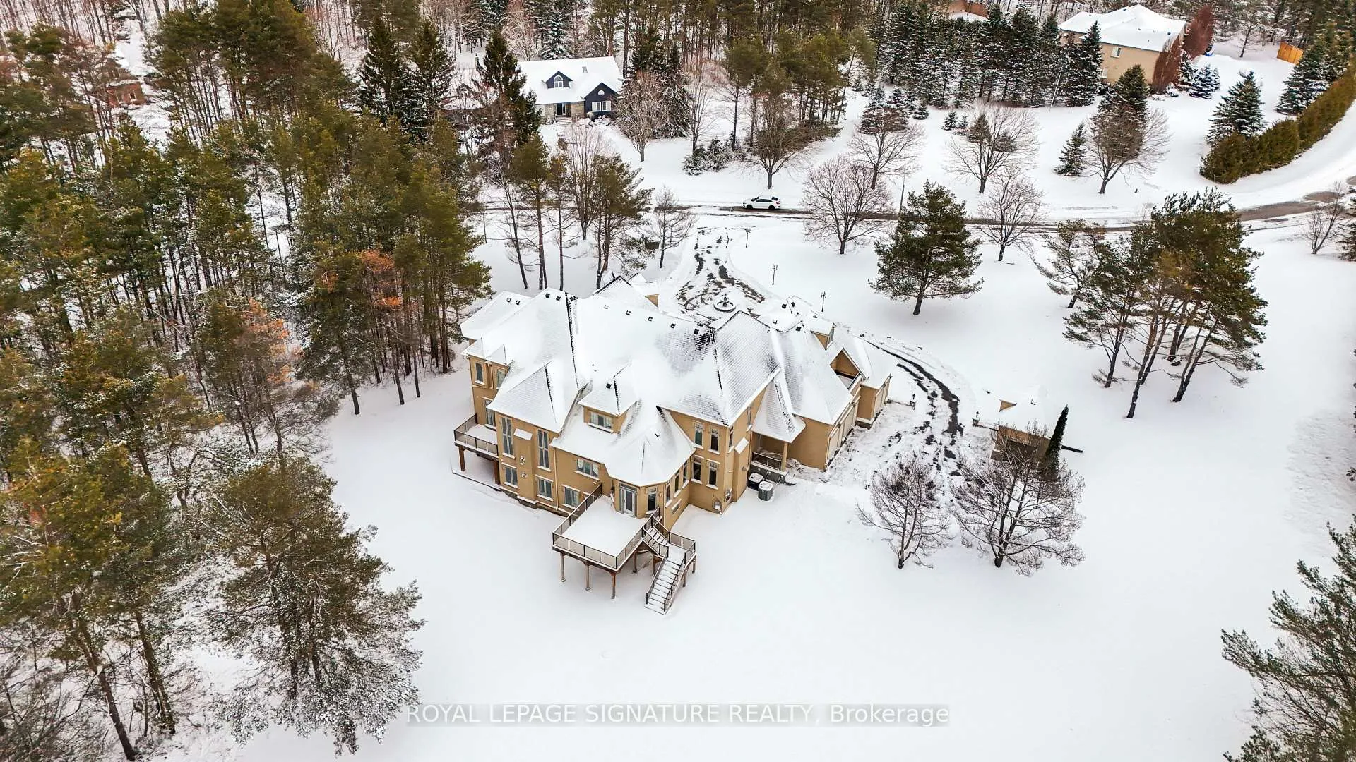 Photo 42 of 8 Elia Drive, Whitchurch-Stouffville, Rural Whitchurch-Stouffville — HOMEH