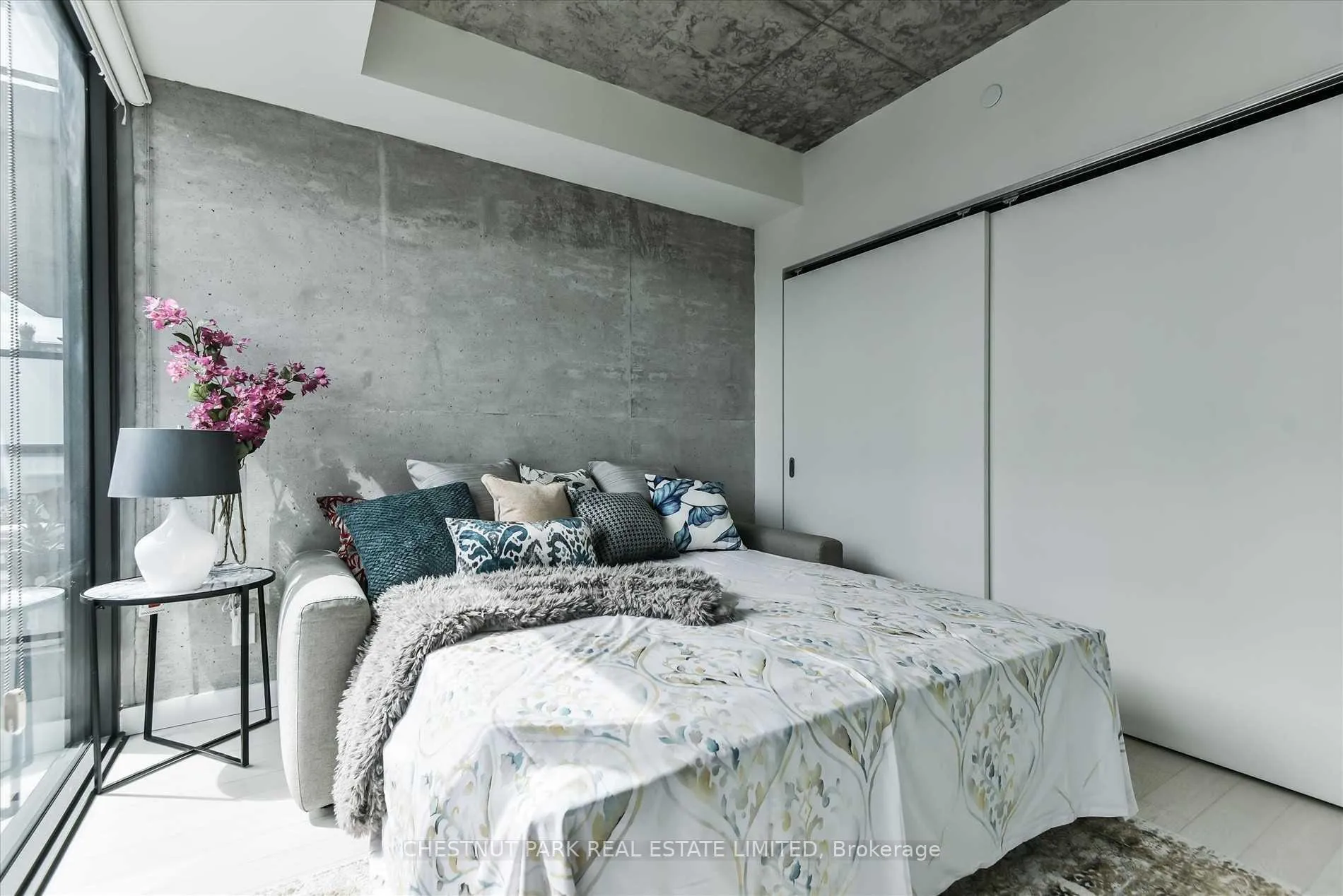 Photo 7 of Unit 908, 111 Bathurst Street, Toronto, Waterfront Communities — HOMEH