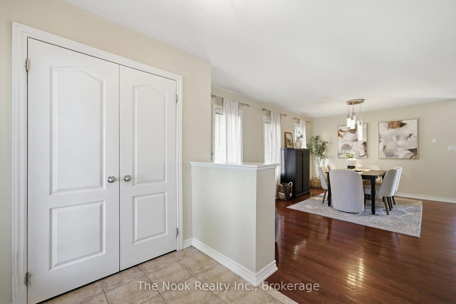 Photo 6 of 337 Bons Avenue, Clarington, Bowmanville — HOMEH