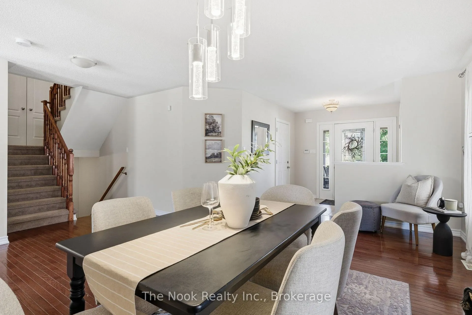 Photo 9 of 337 Bons Avenue, Clarington, Bowmanville — HOMEH