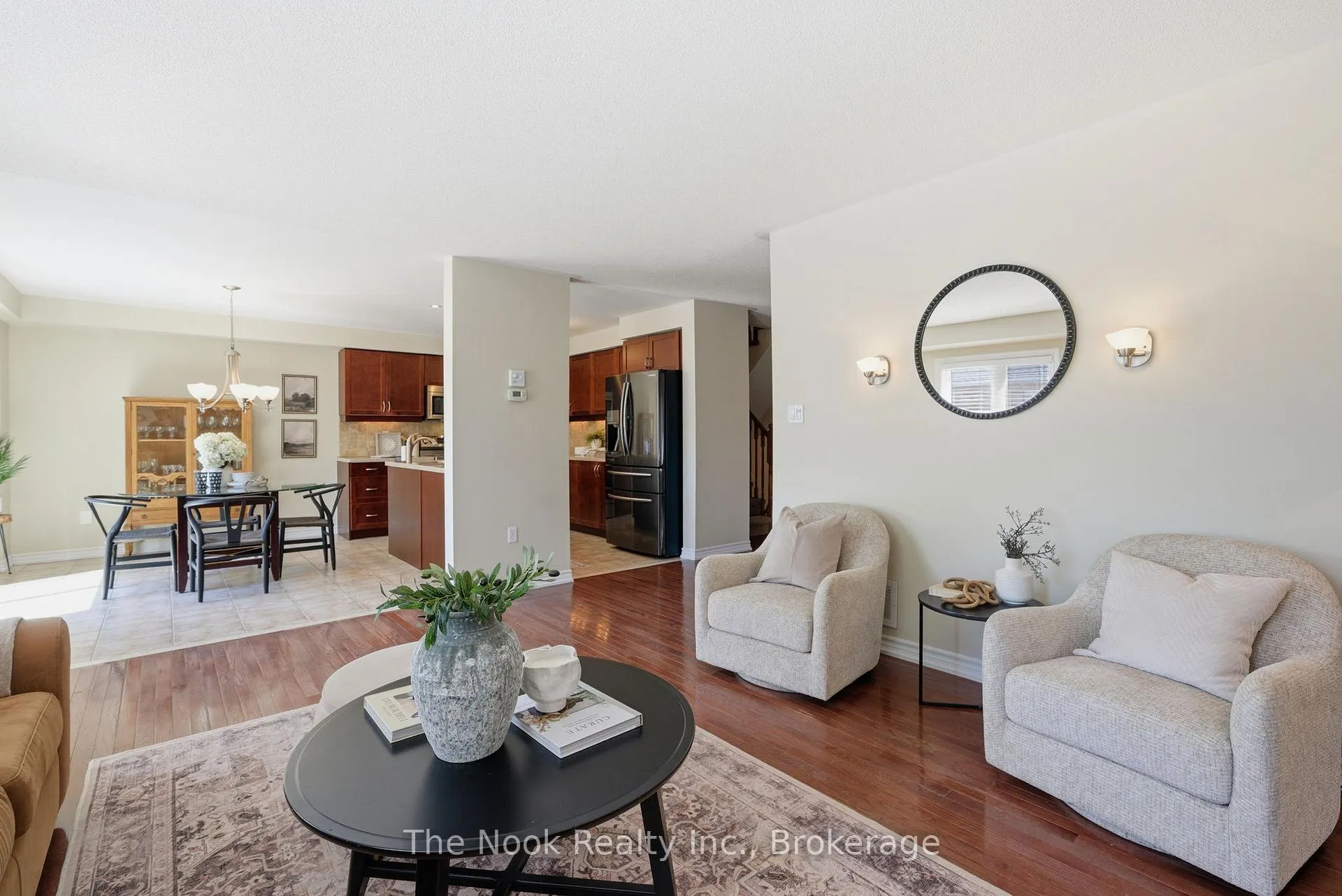 Photo 13 of 337 Bons Avenue, Clarington, Bowmanville — HOMEH