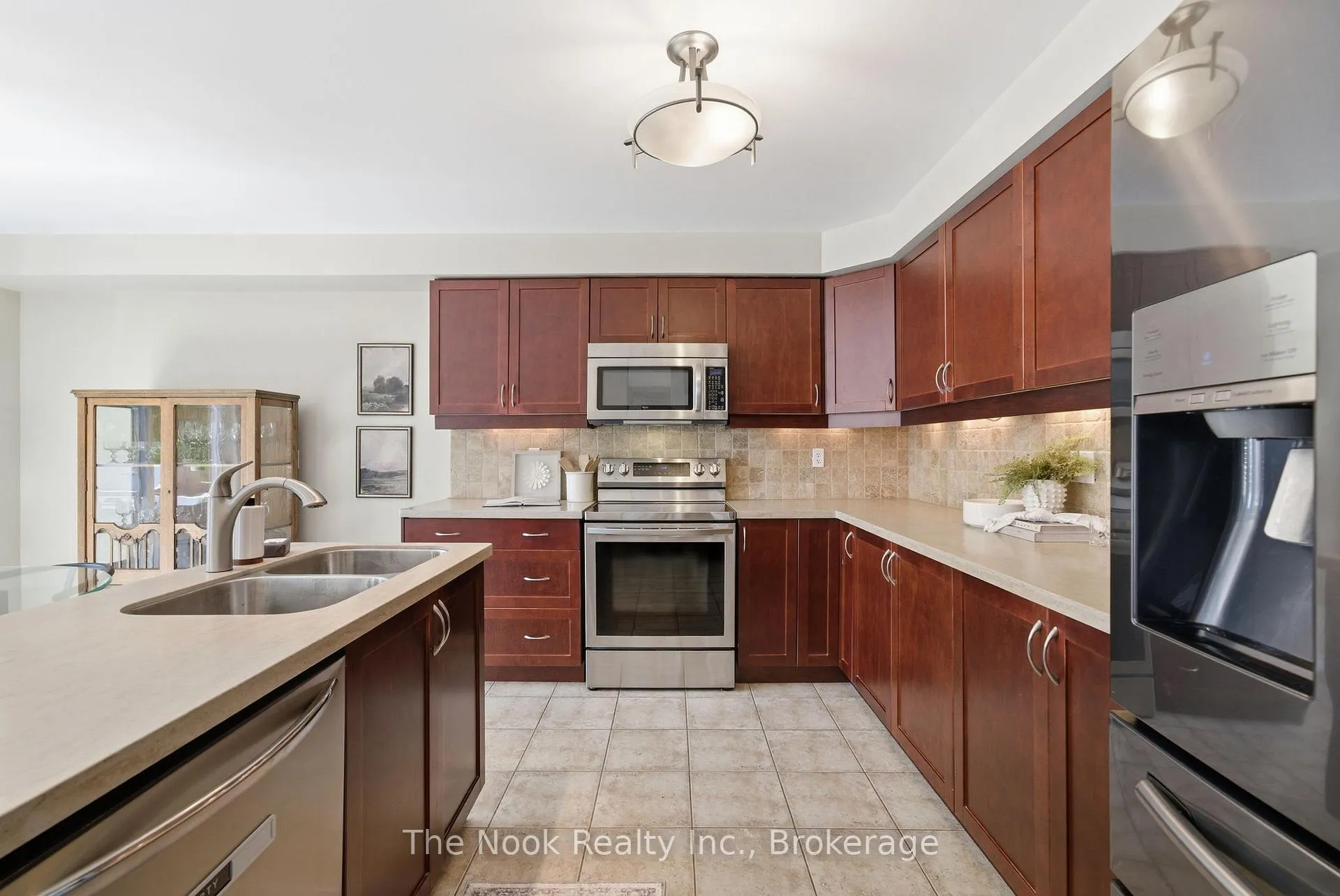 Photo 16 of 337 Bons Avenue, Clarington, Bowmanville — HOMEH
