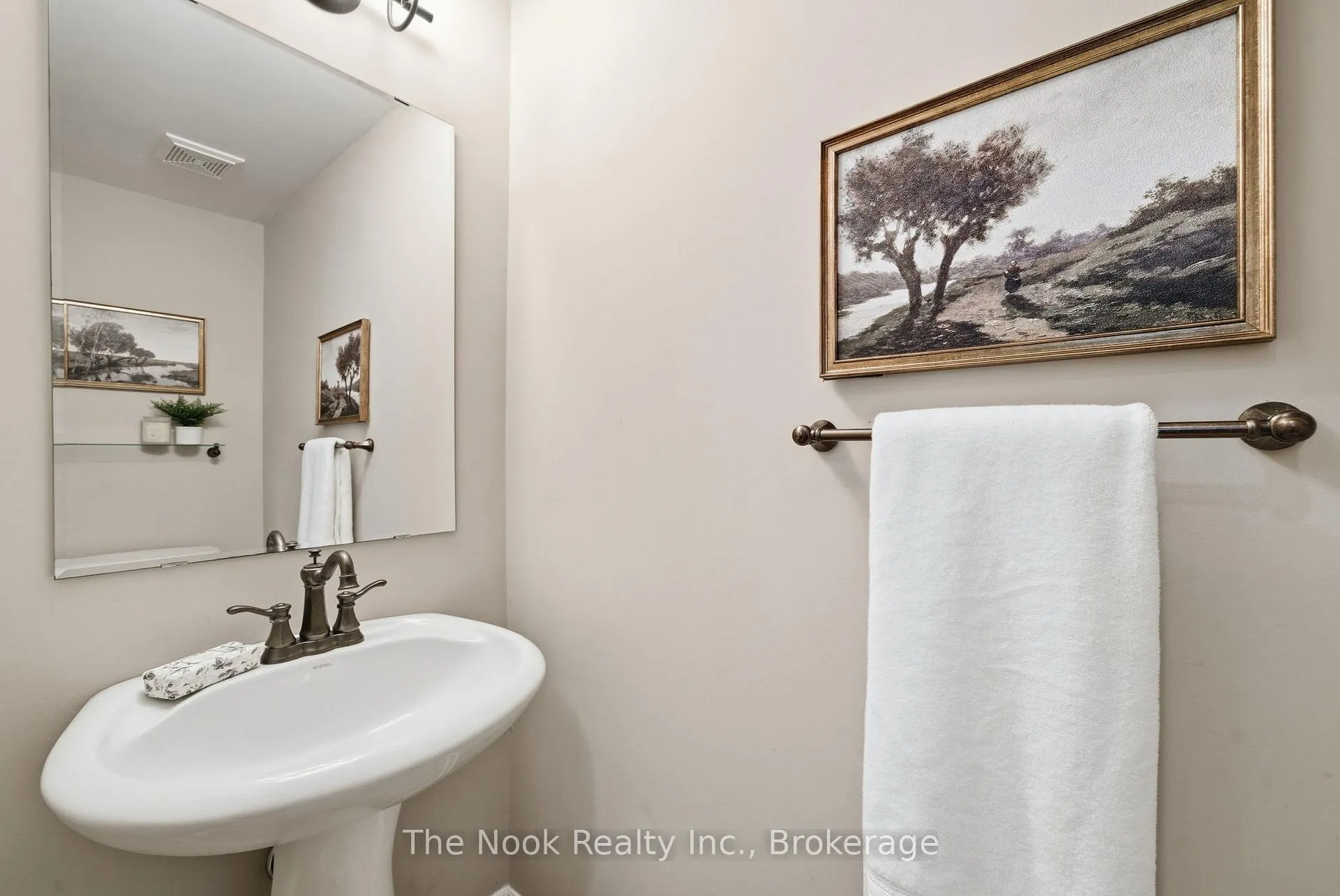 Photo 20 of 337 Bons Avenue, Clarington, Bowmanville — HOMEH