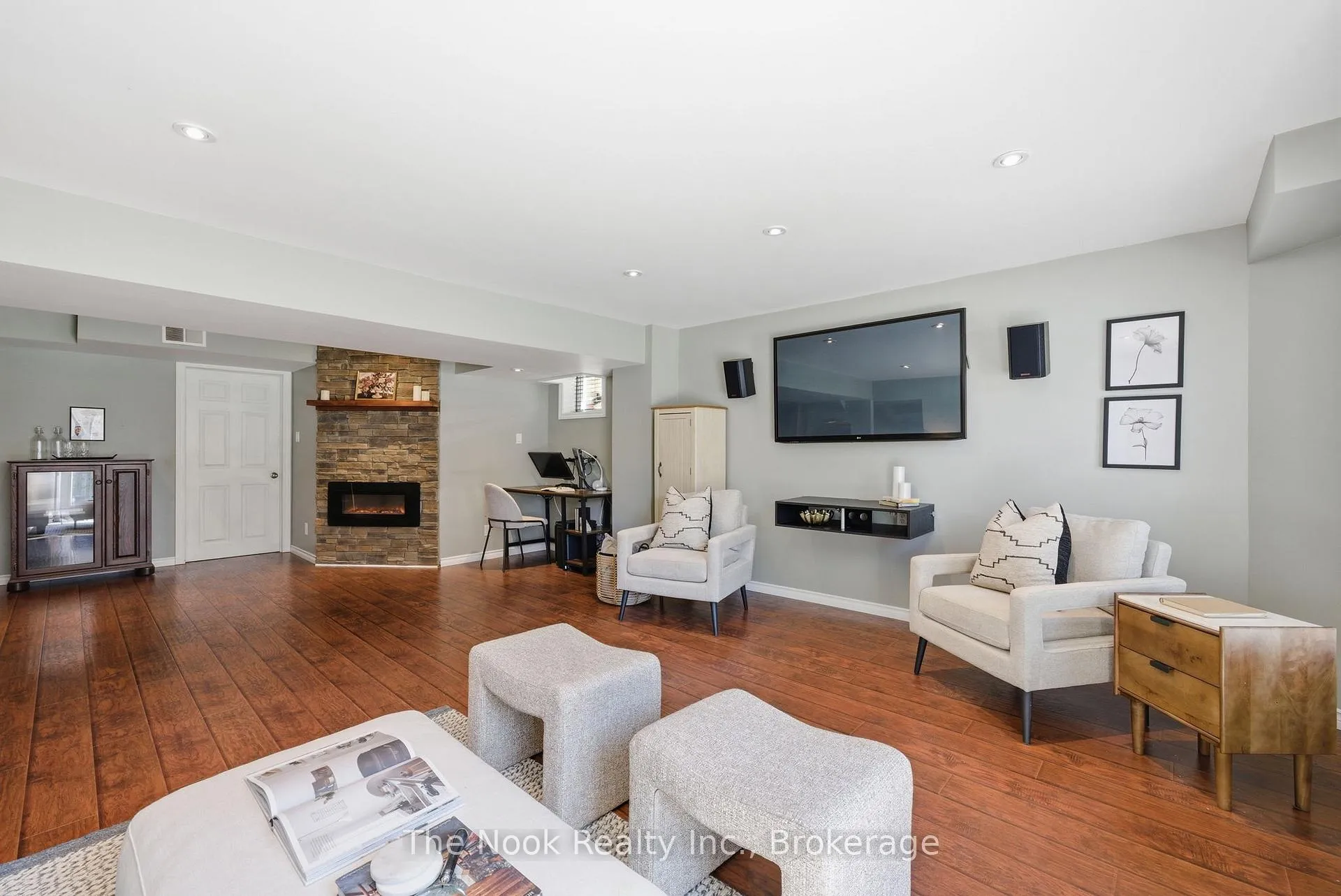 Photo 38 of 337 Bons Avenue, Clarington, Bowmanville — HOMEH