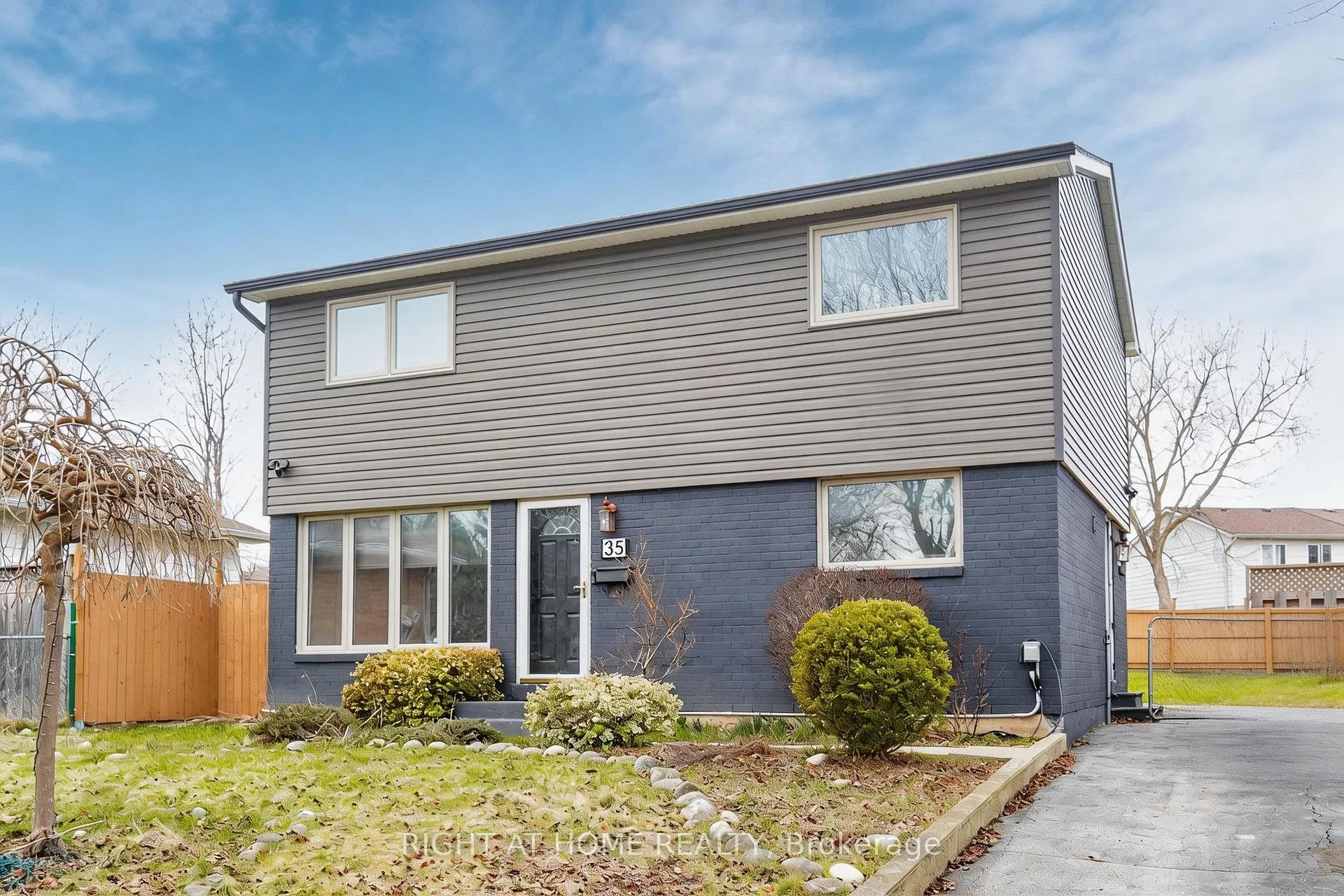 Photo 1 of 35 Tillbrook Court, Scarborough, Malvern — HOMEH