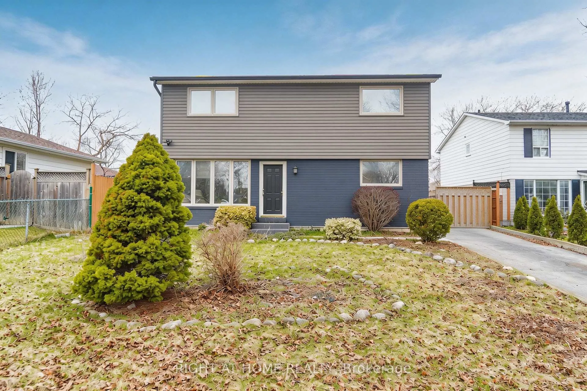 Photo 2 of 35 Tillbrook Court, Scarborough, Malvern — HOMEH