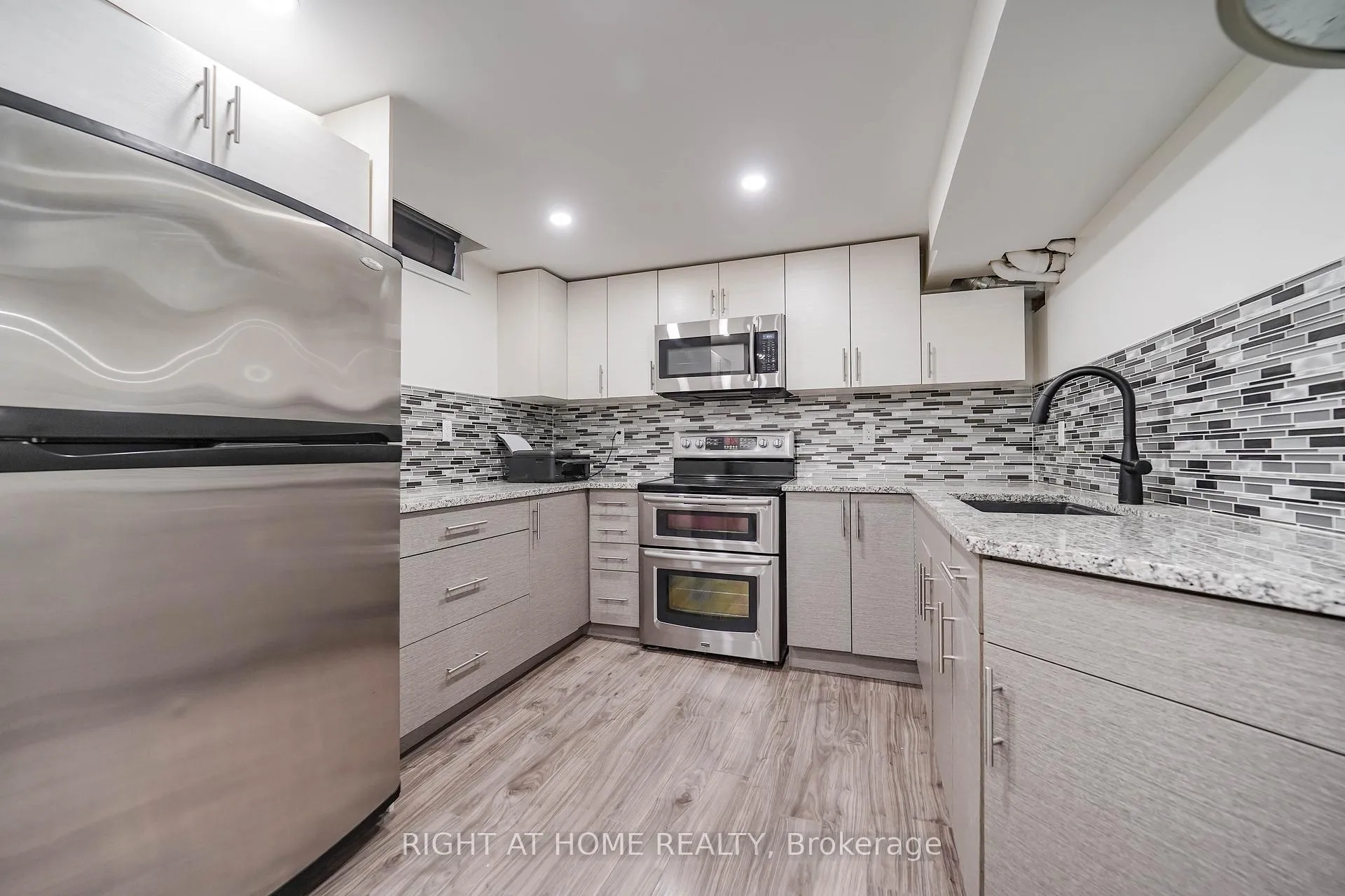 Photo 15 of 35 Tillbrook Court, Scarborough, Malvern — HOMEH