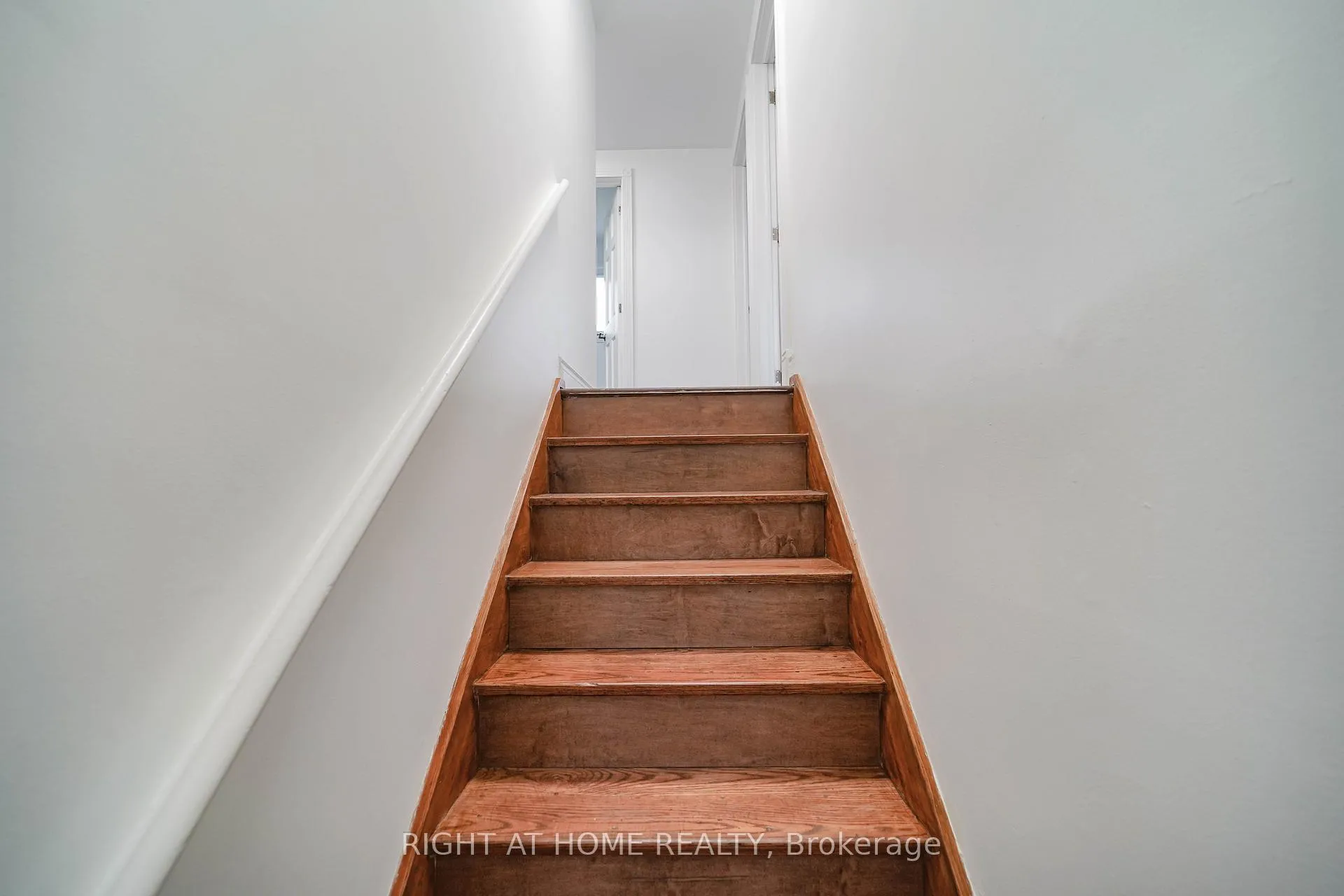 Photo 16 of 35 Tillbrook Court, Scarborough, Malvern — HOMEH
