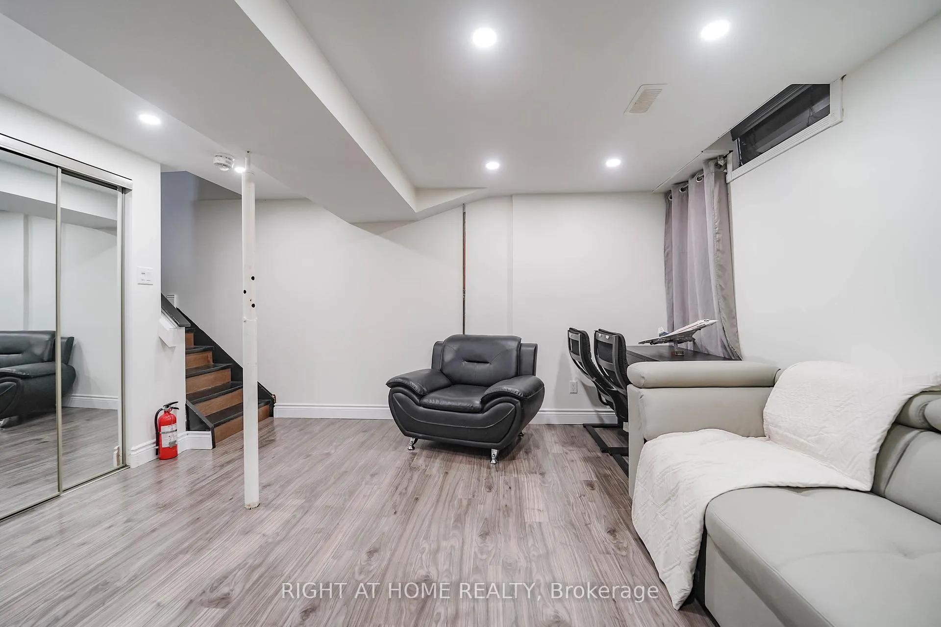 Photo 31 of 35 Tillbrook Court, Scarborough, Malvern — HOMEH