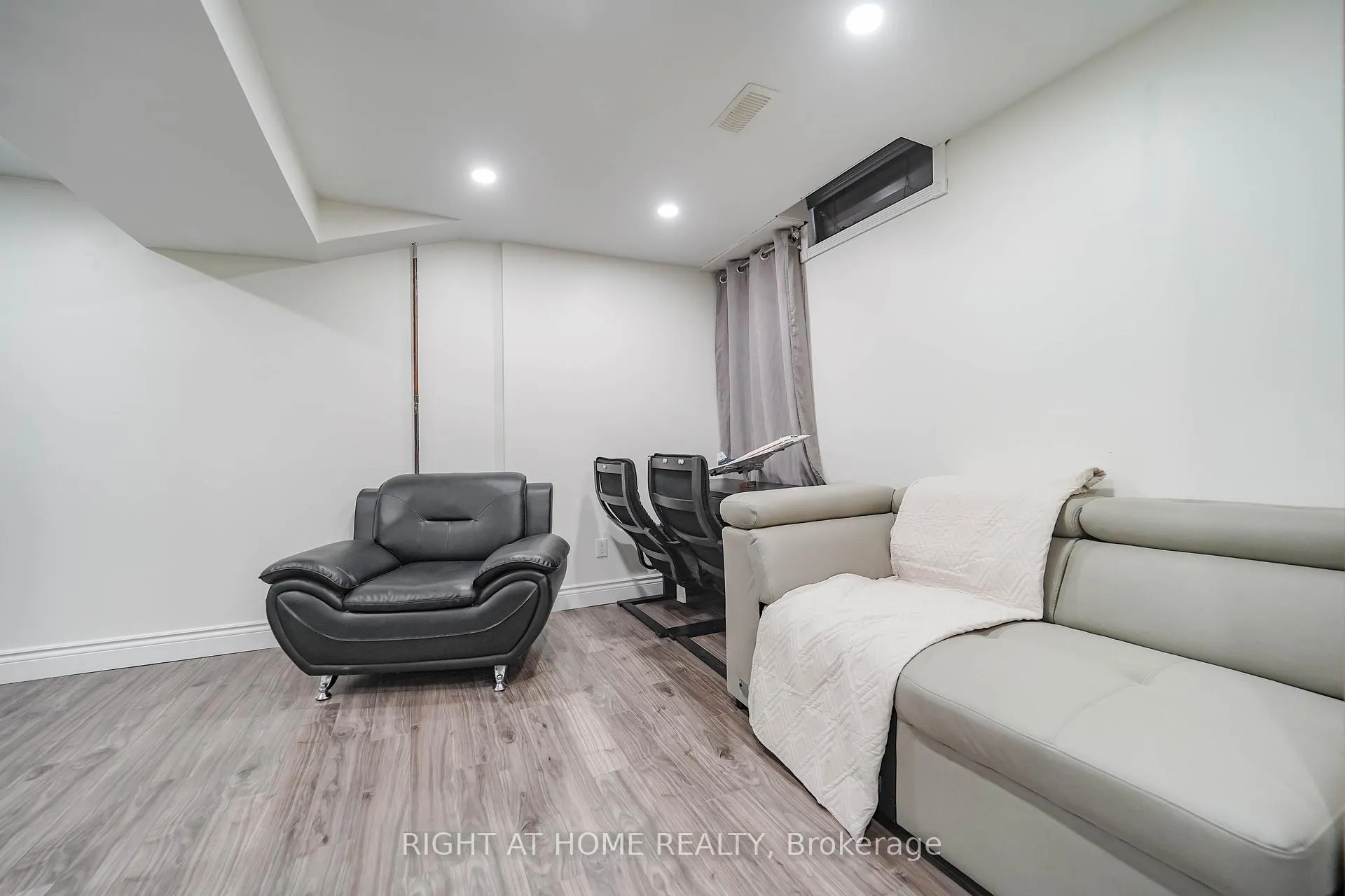 Photo 32 of 35 Tillbrook Court, Scarborough, Malvern — HOMEH