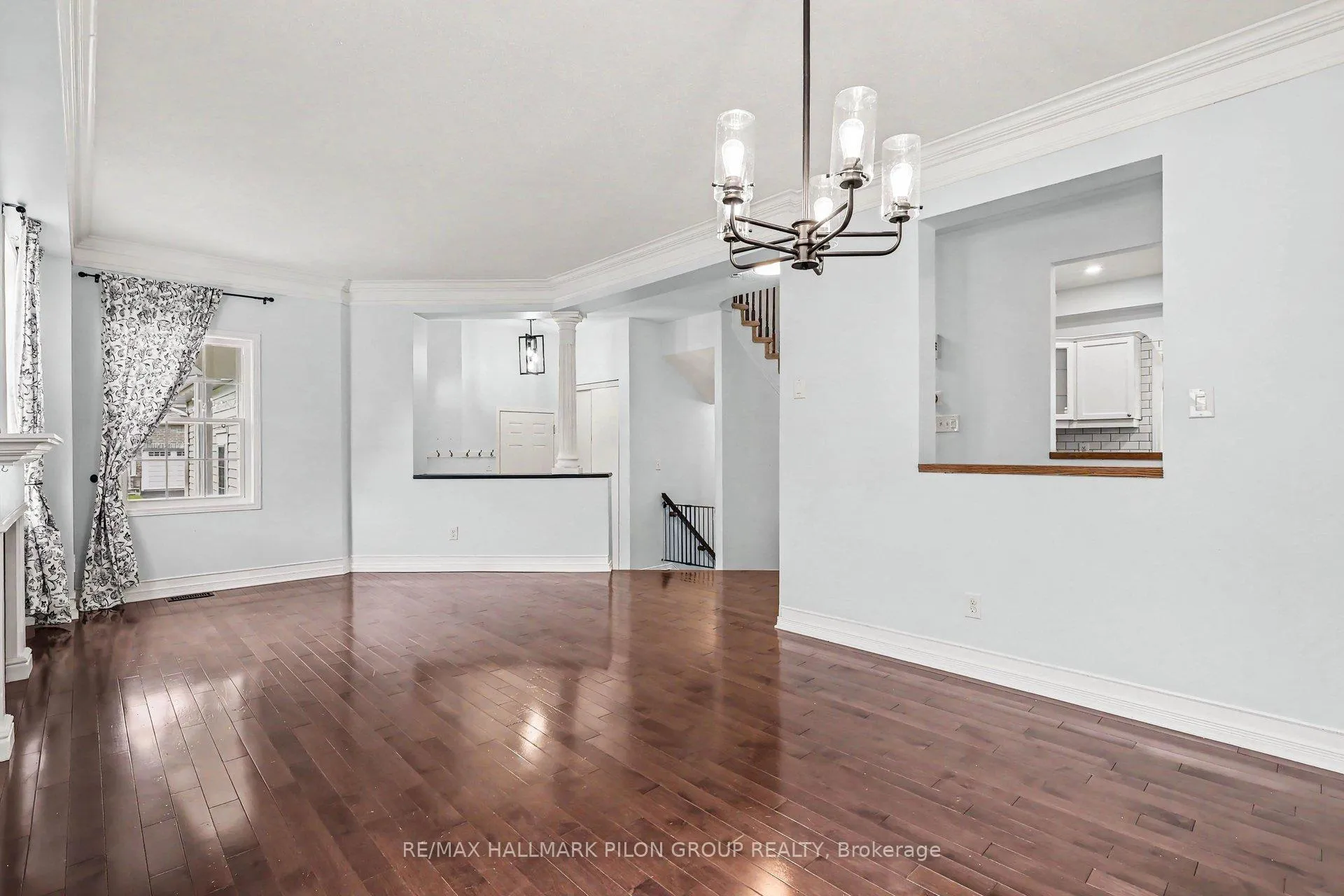 Photo 8 of 108 Jolley Cut Way, Ottawa, Mer Bleue/Bradley Estates/Anderson Park — HOMEH
