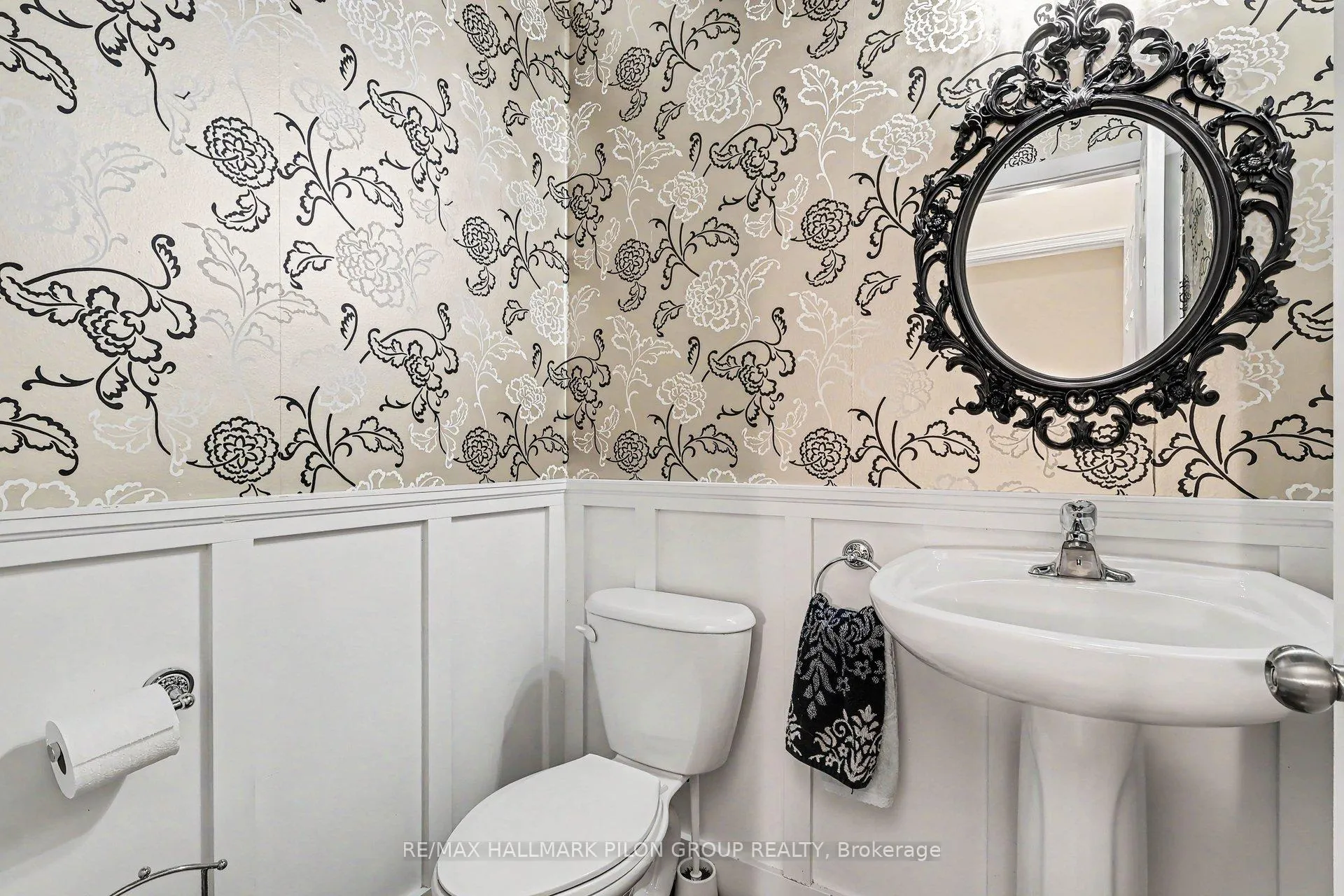 Photo 13 of 108 Jolley Cut Way, Ottawa, Mer Bleue/Bradley Estates/Anderson Park — HOMEH