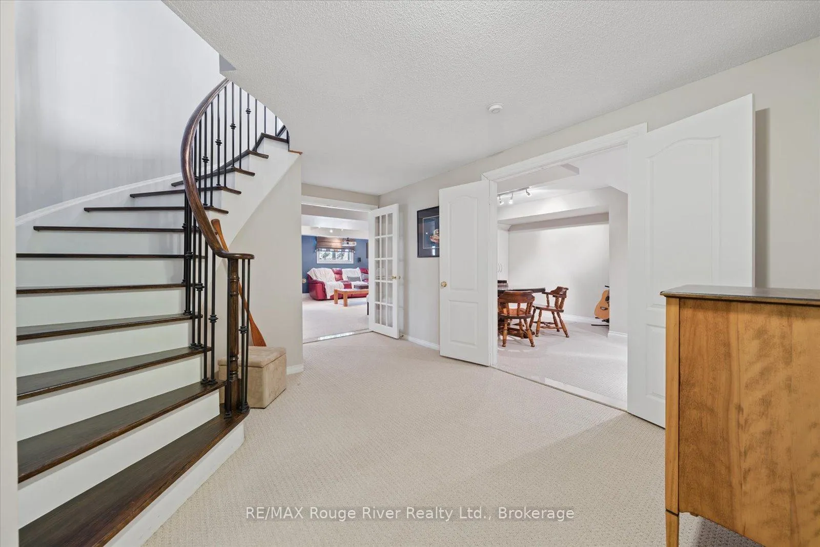 Photo 32 of 8 Briggs Crescent, Whitby, Brooklin — HOMEH