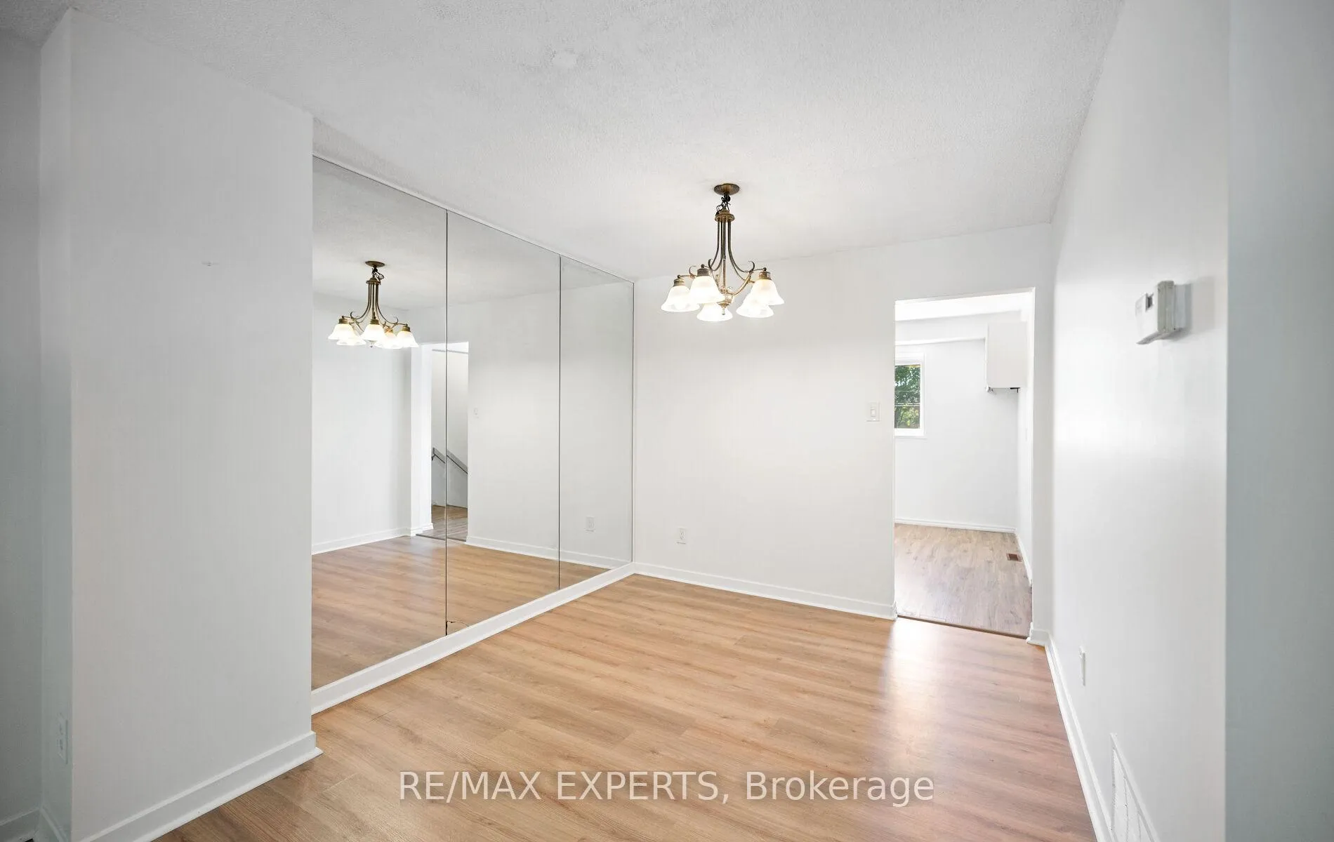 Photo 10 of 5 Moregate Crescent, Brampton, Central Park — HOMEH
