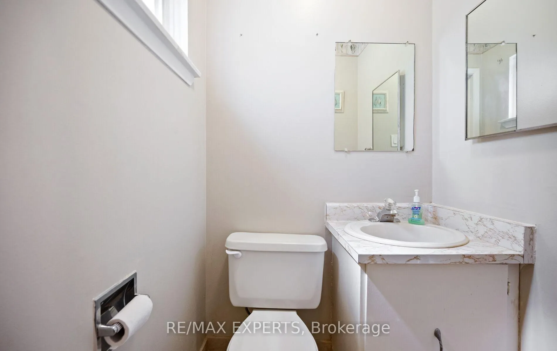 Photo 16 of 5 Moregate Crescent, Brampton, Central Park — HOMEH