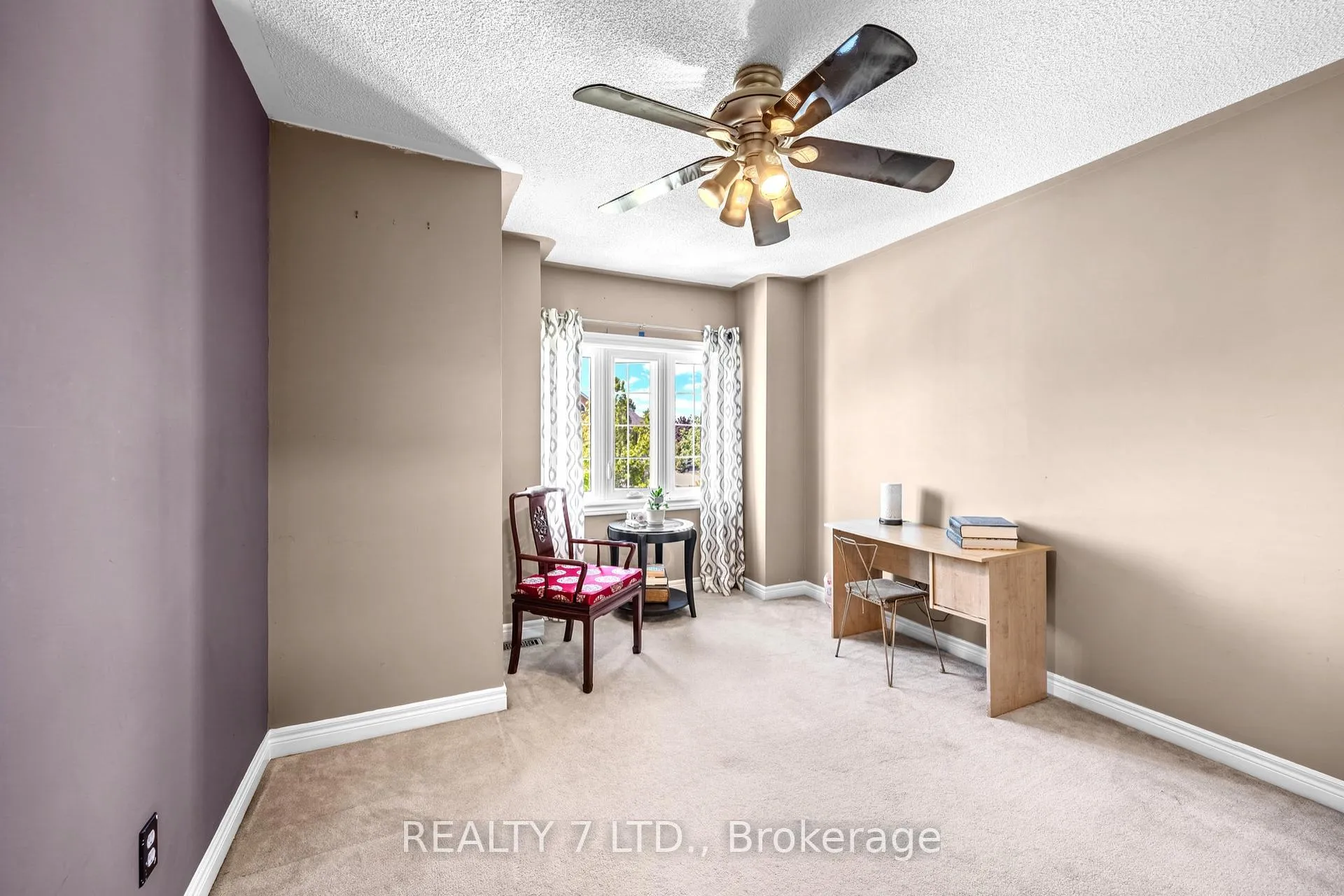 Photo 23 of 211 Downey Circle, Aurora, Bayview Wellington — HOMEH