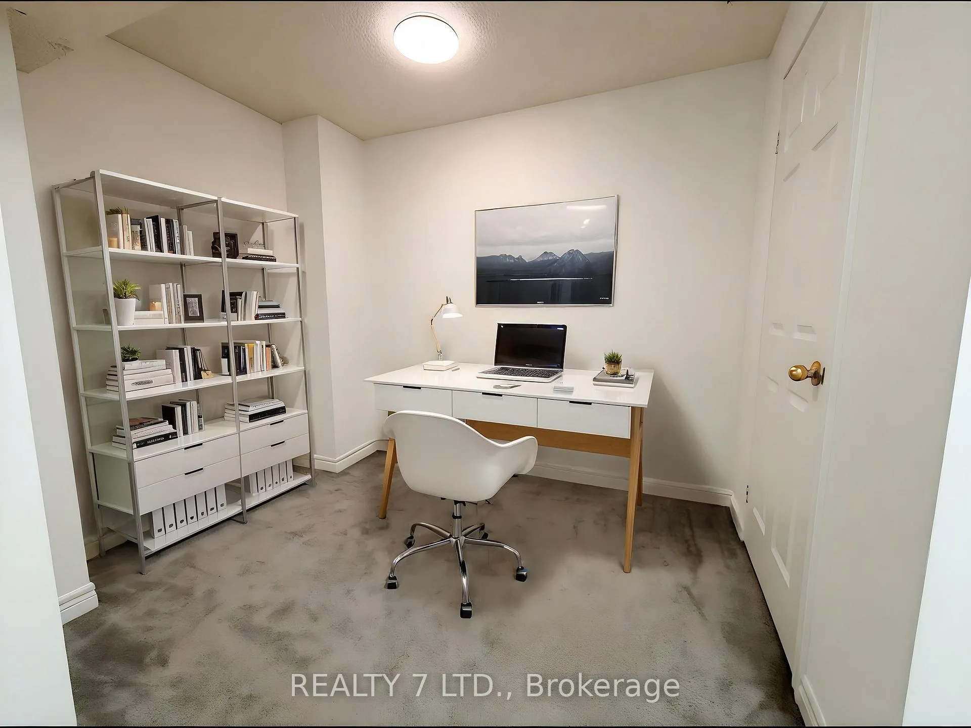 Photo 34 of 211 Downey Circle, Aurora, Bayview Wellington — HOMEH