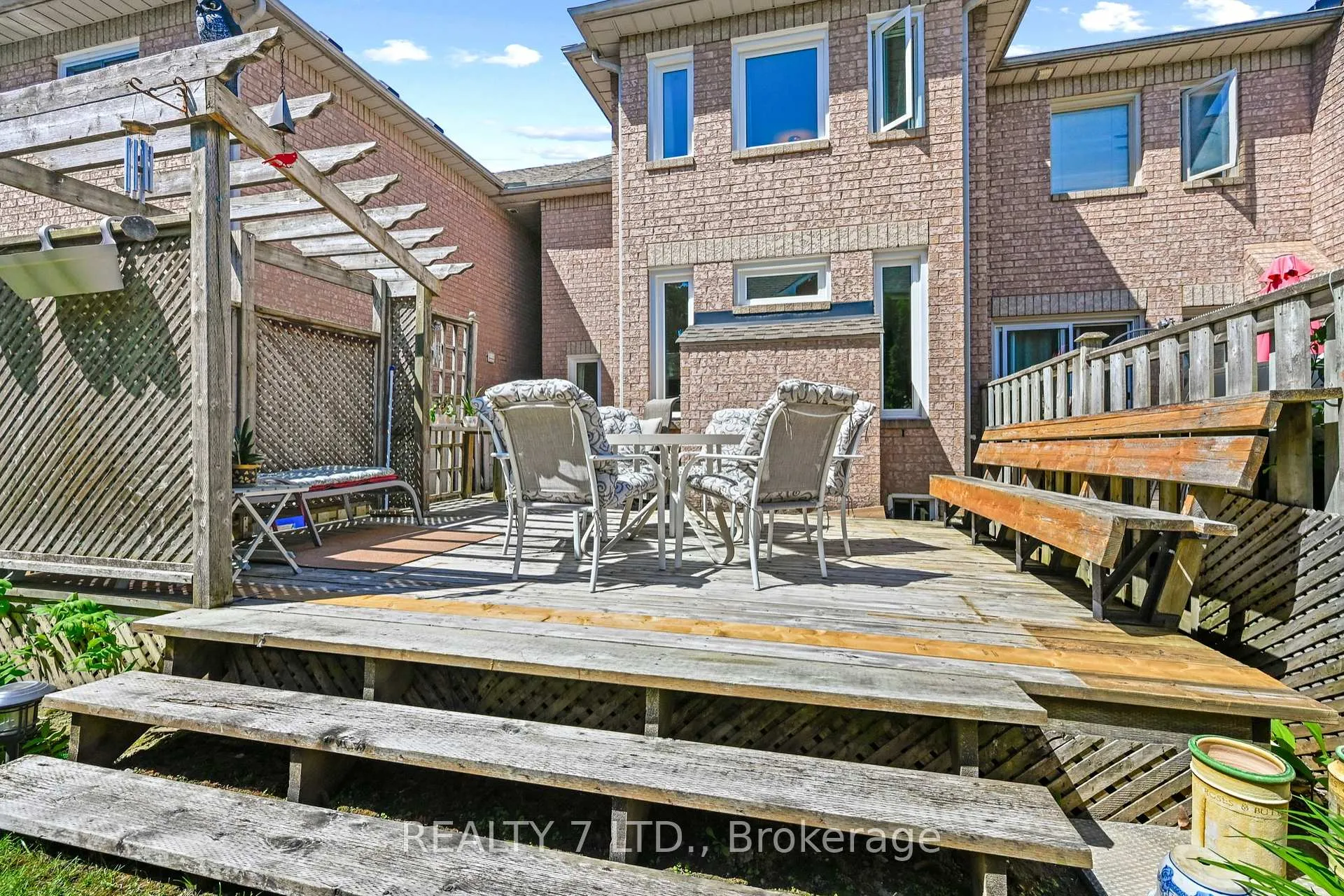 Photo 37 of 211 Downey Circle, Aurora, Bayview Wellington — HOMEH