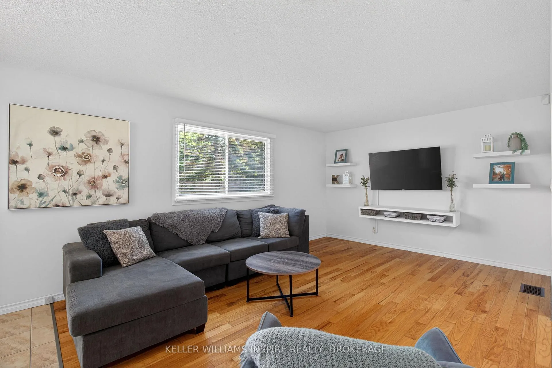 Photo 18 of 69 Barker Drive, Kingston, Kingston East (Incl Barret Crt) — HOMEH