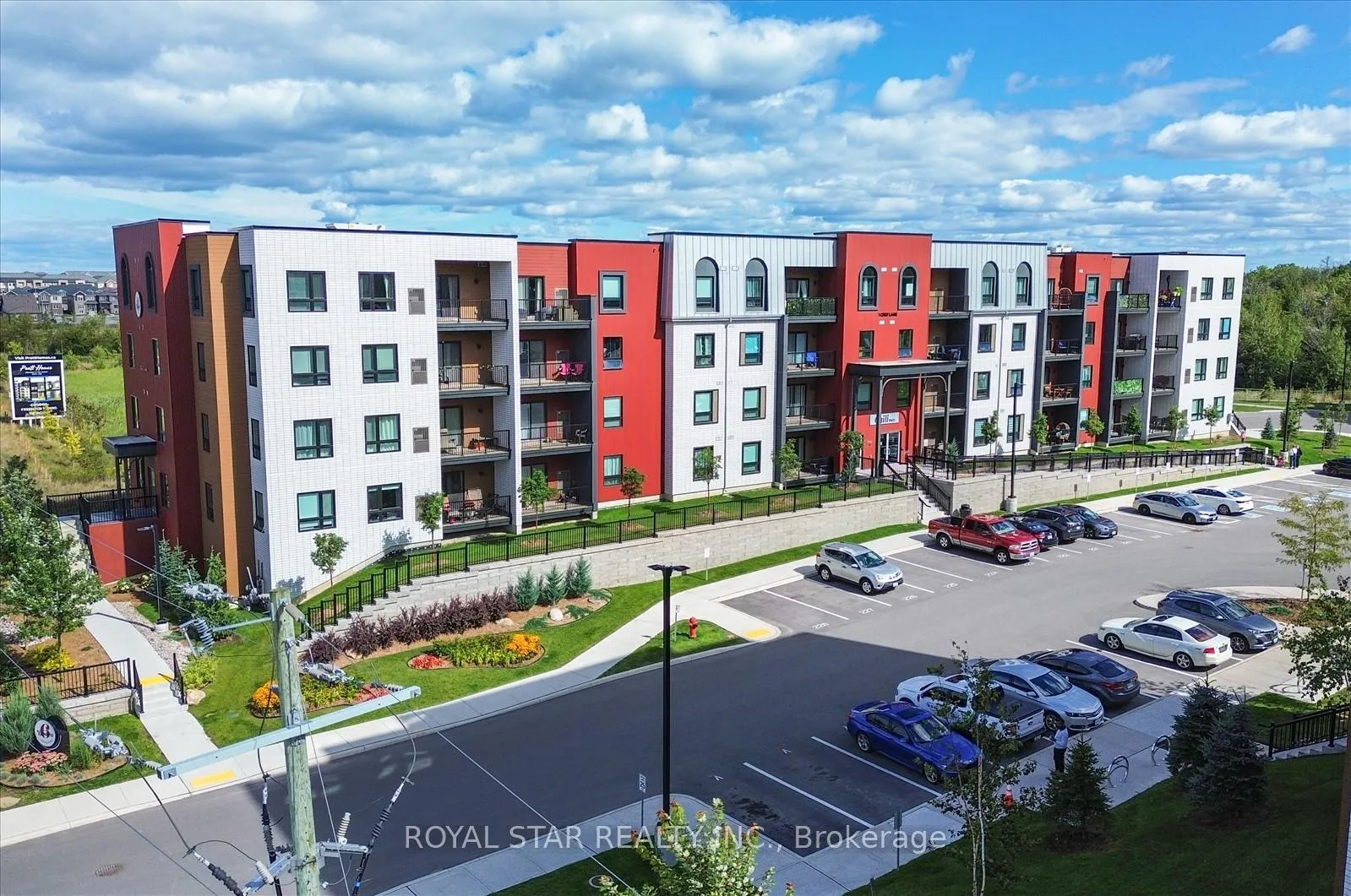 Photo 2 of Unit 401, 1 Chef Lane, Barrie, Rural Barrie Southeast — HOMEH