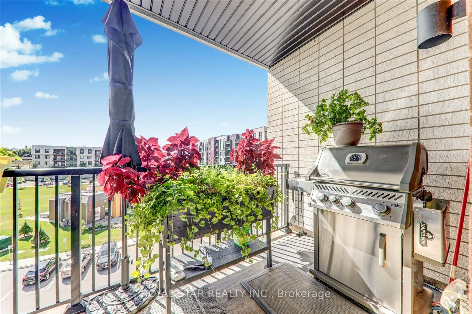 Photo 14 of Unit 401, 1 Chef Lane, Barrie, Rural Barrie Southeast — HOMEH