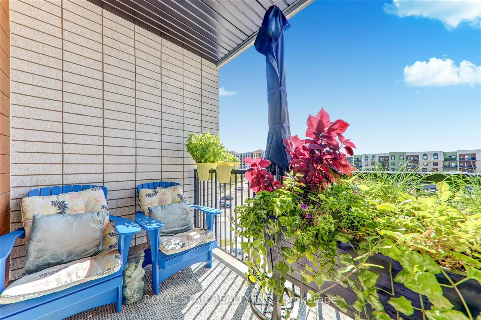 Photo 15 of Unit 401, 1 Chef Lane, Barrie, Rural Barrie Southeast — HOMEH