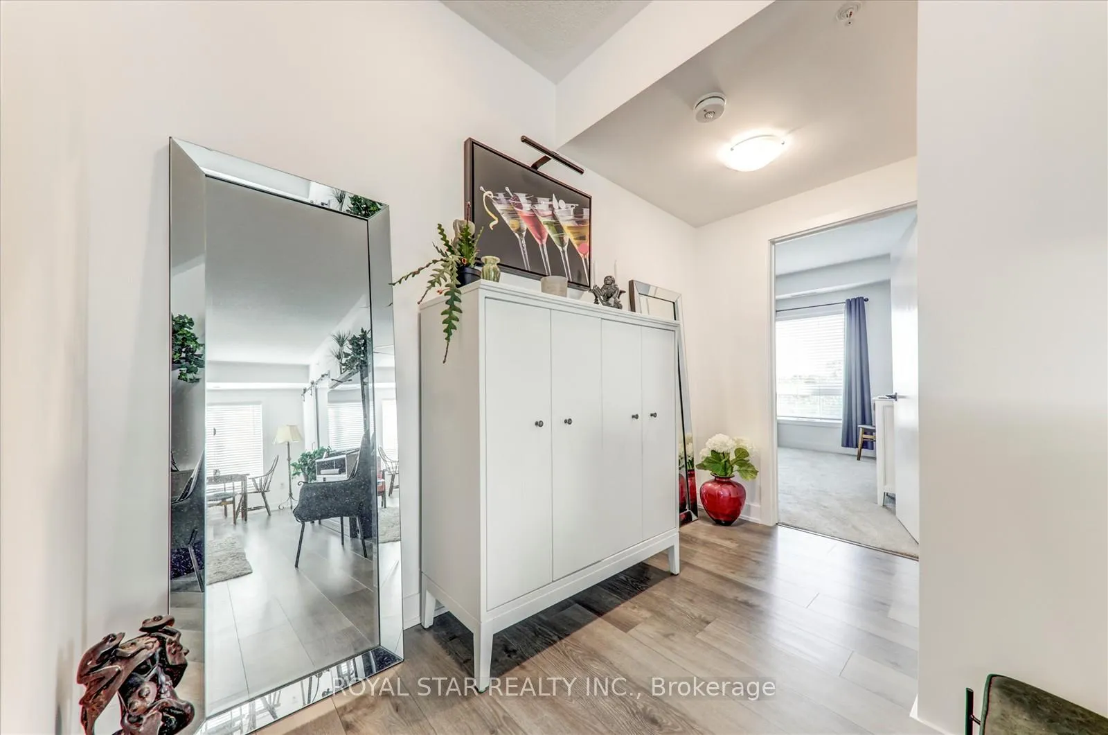 Photo 22 of Unit 401, 1 Chef Lane, Barrie, Rural Barrie Southeast — HOMEH
