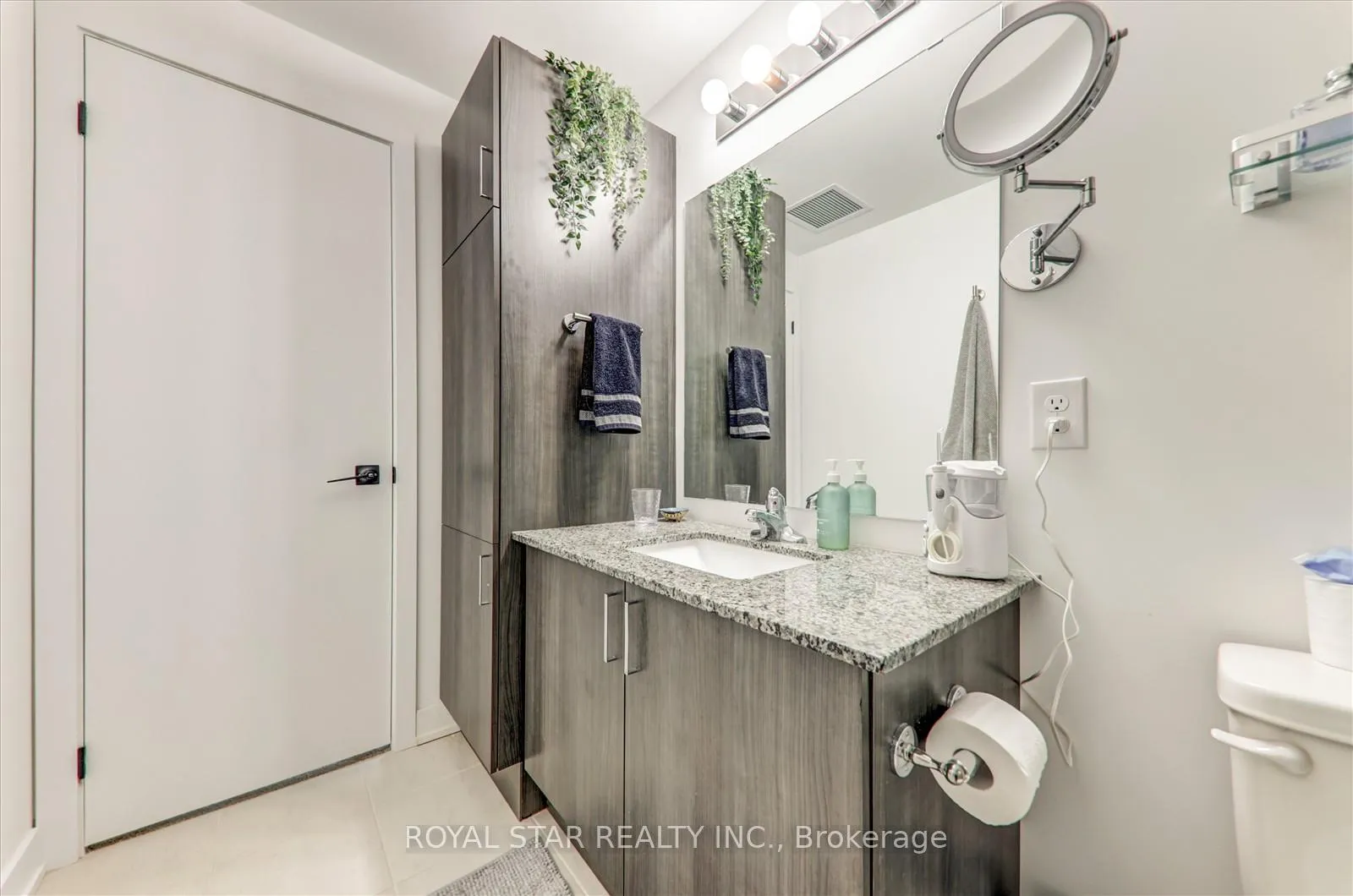 Photo 29 of Unit 401, 1 Chef Lane, Barrie, Rural Barrie Southeast — HOMEH