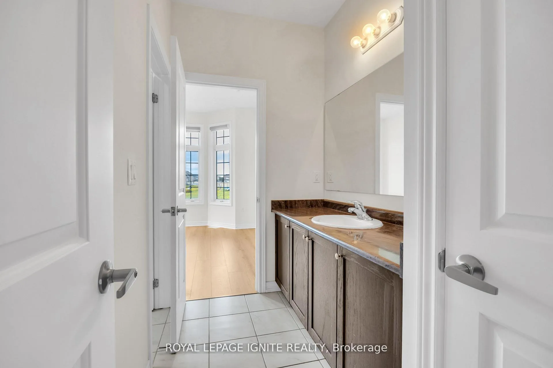 Photo 6 of 83 Summer Breeze Drive, Quinte West, Murray Ward — HOMEH