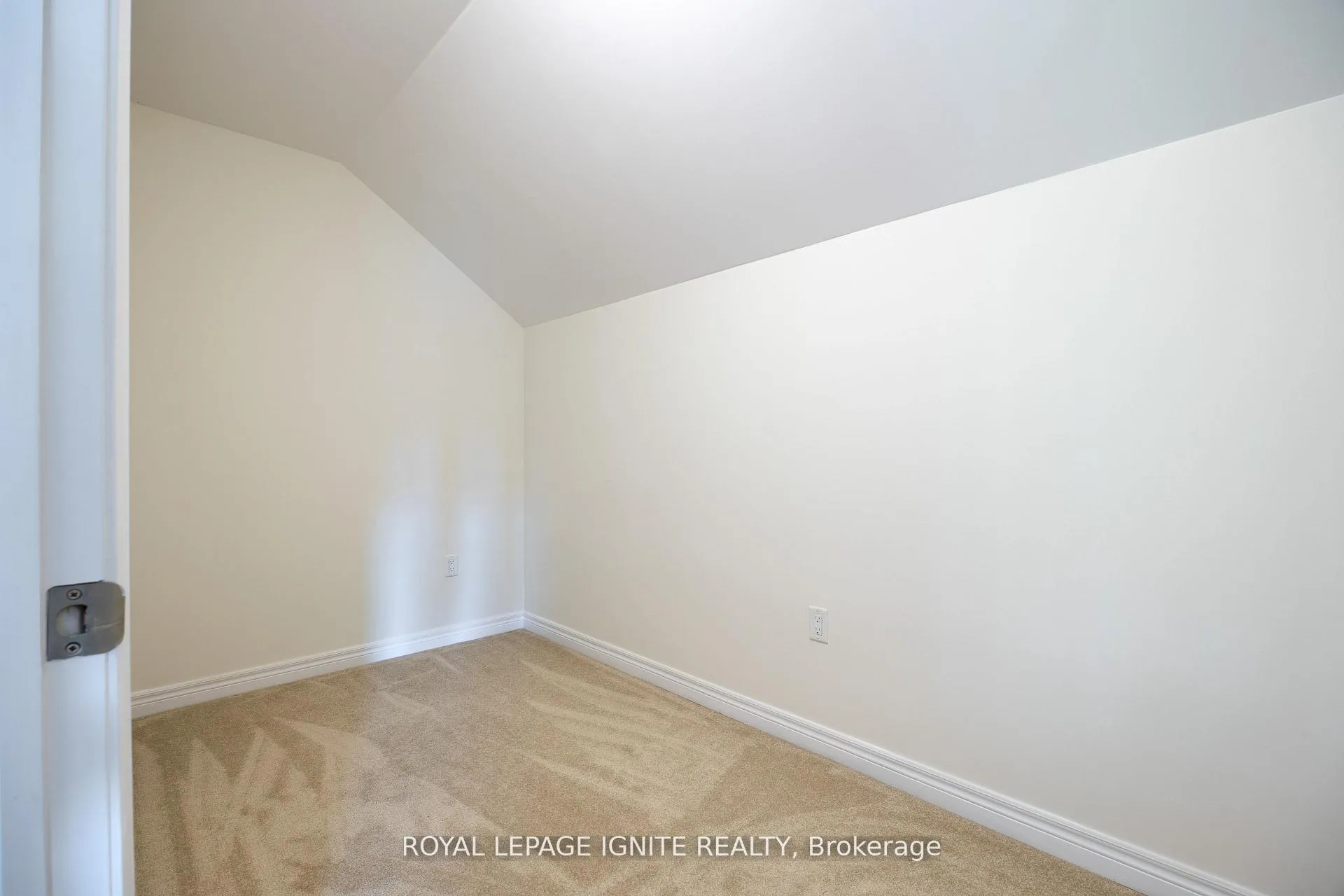 Photo 30 of 83 Summer Breeze Drive, Quinte West, Murray Ward — HOMEH