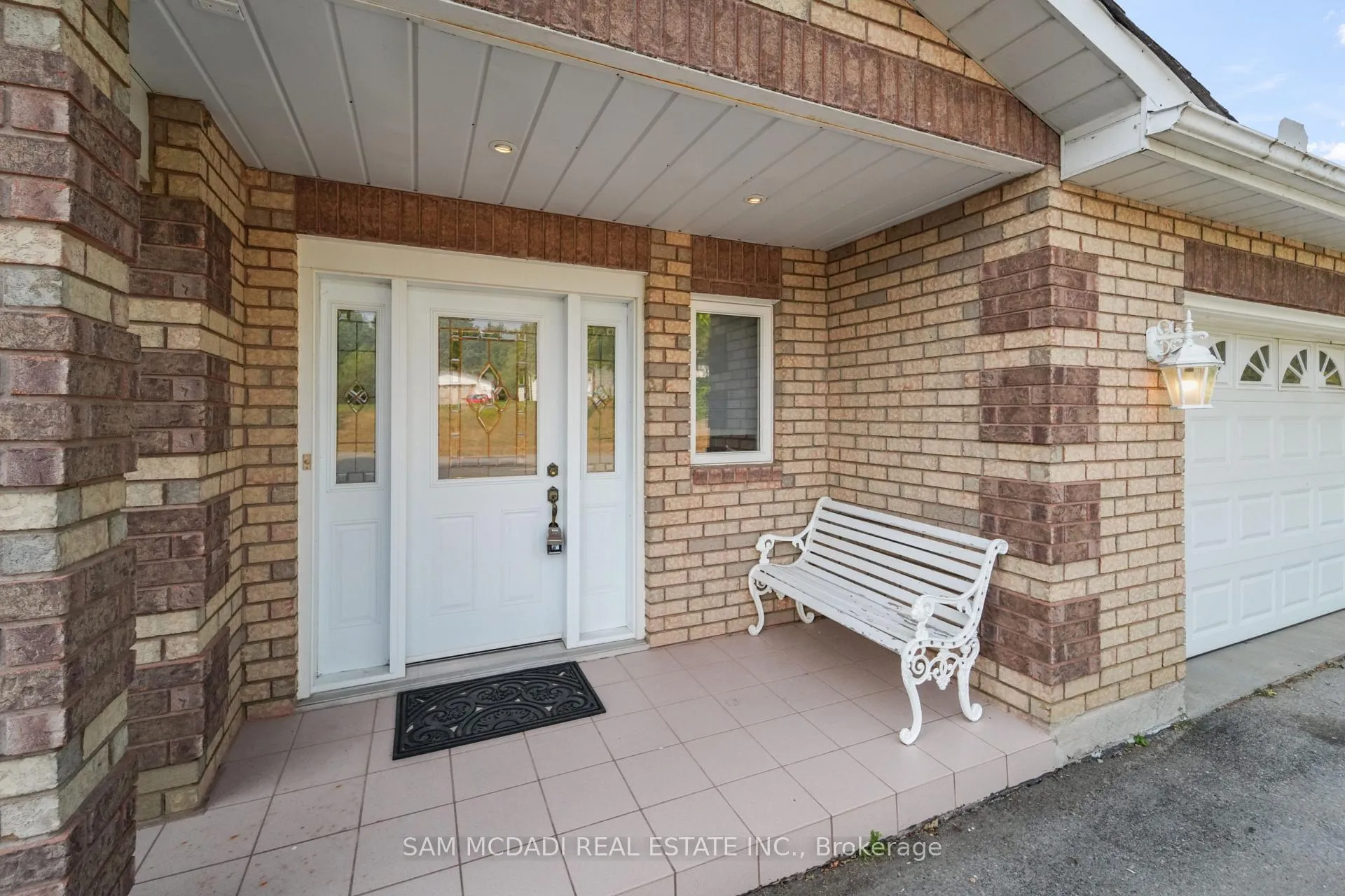 Photo 3 of 84 Maryland Drive, Selwyn — HOMEH