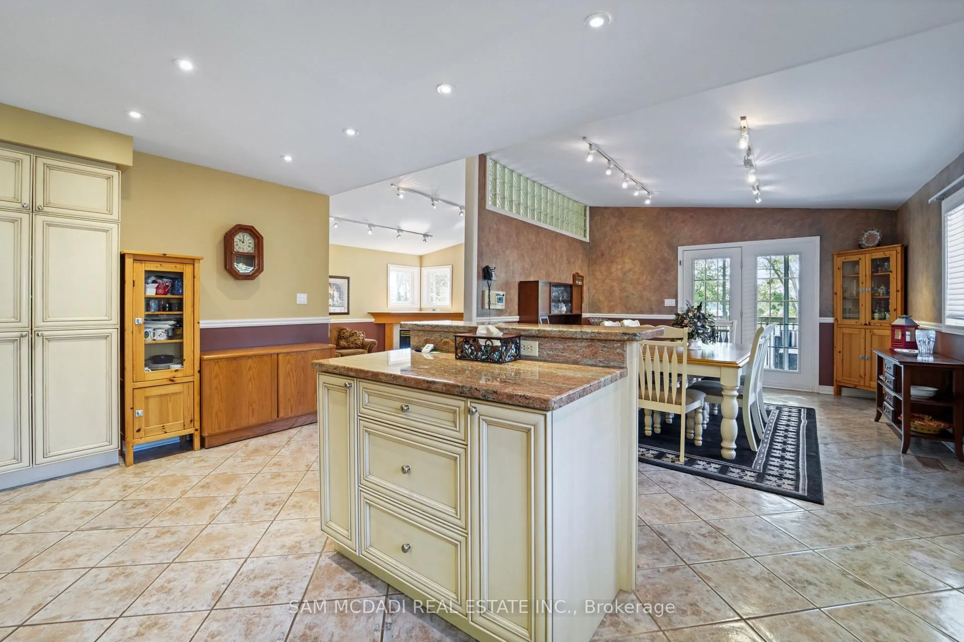 Photo 10 of 84 Maryland Drive, Selwyn — HOMEH