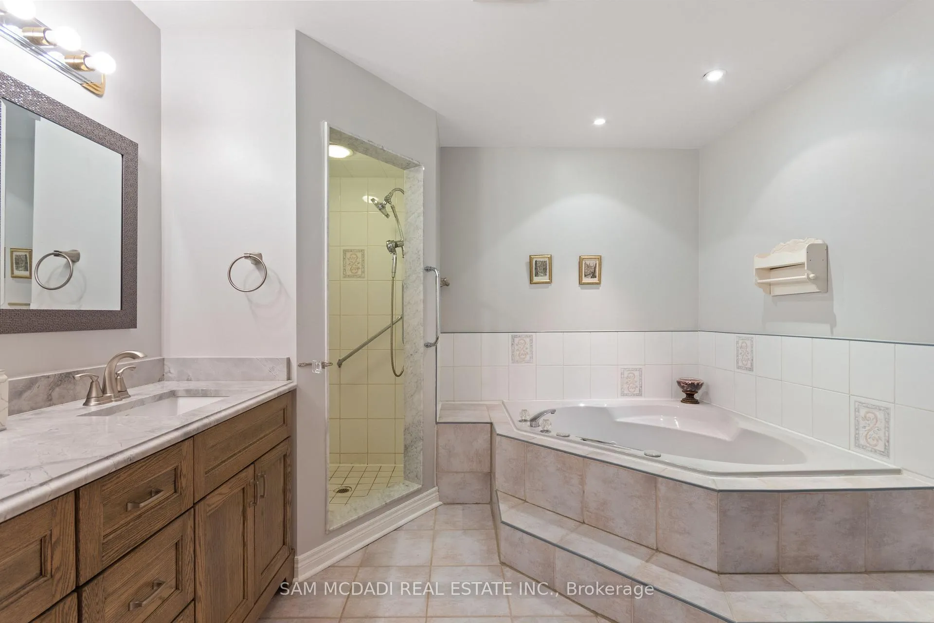 Photo 21 of 84 Maryland Drive, Selwyn — HOMEH