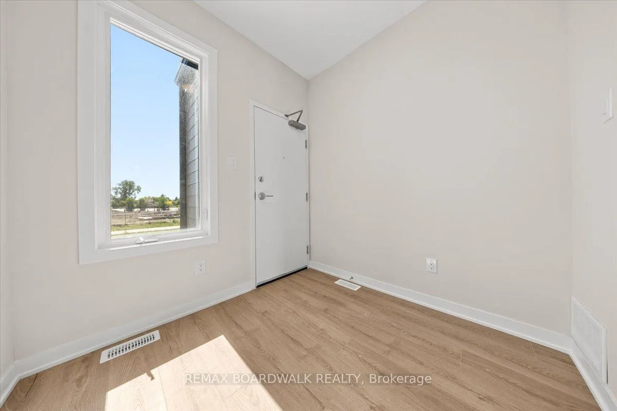 Photo 3 of 249 Lamarche Avenue, Ottawa, Chapel Hill South - Orleans Village — HOMEH
