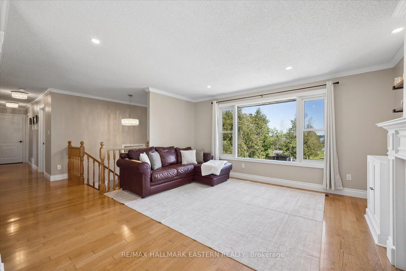 Photo 11 of 829 Kimberly Drive, Selwyn — HOMEH