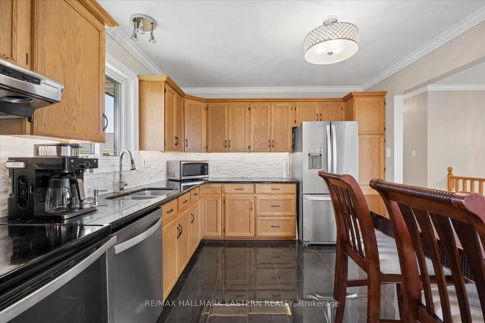 Photo 17 of 829 Kimberly Drive, Selwyn — HOMEH