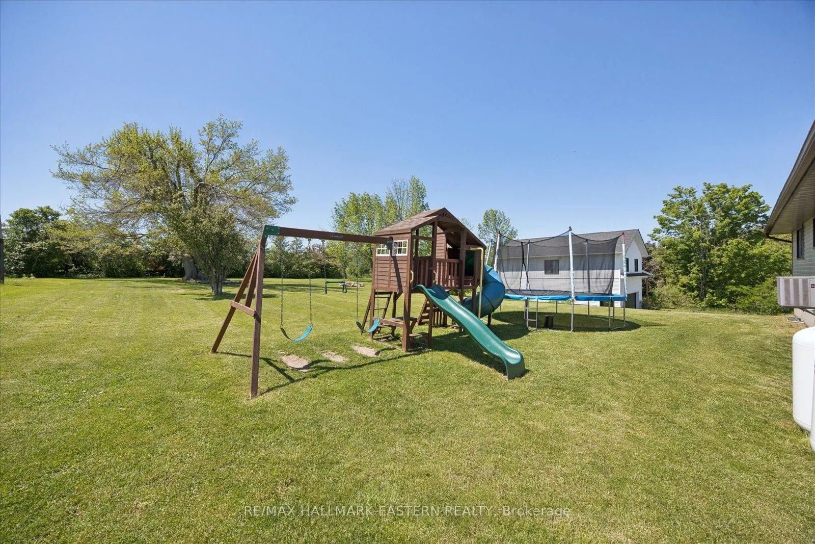 Photo 41 of 829 Kimberly Drive, Selwyn — HOMEH