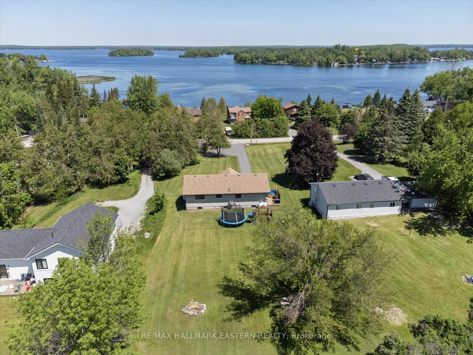Photo 45 of 829 Kimberly Drive, Selwyn — HOMEH