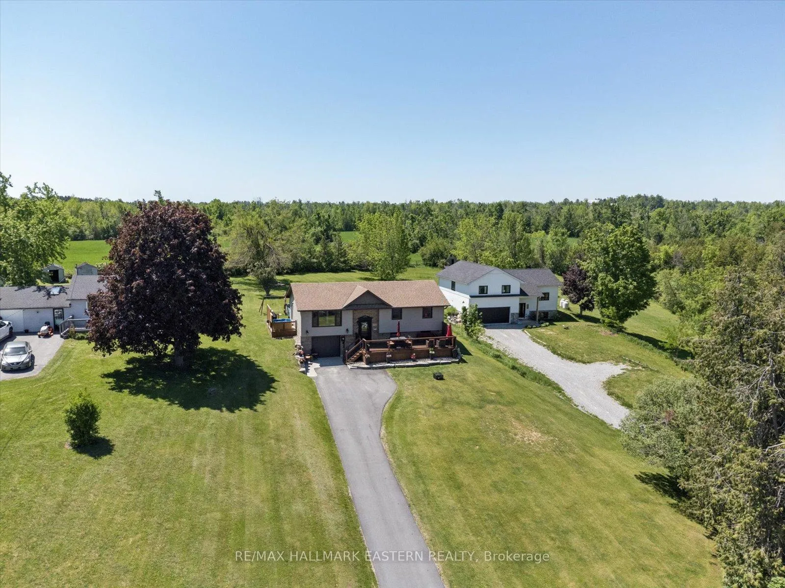 Photo 46 of 829 Kimberly Drive, Selwyn — HOMEH