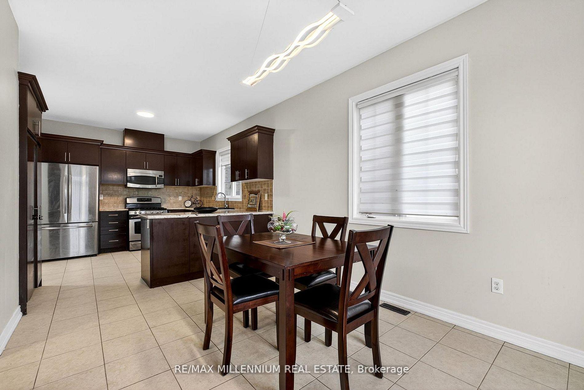 Photo 18 of 75 Twin Hill Crescent, Vaughan, Vellore Village — HOMEH