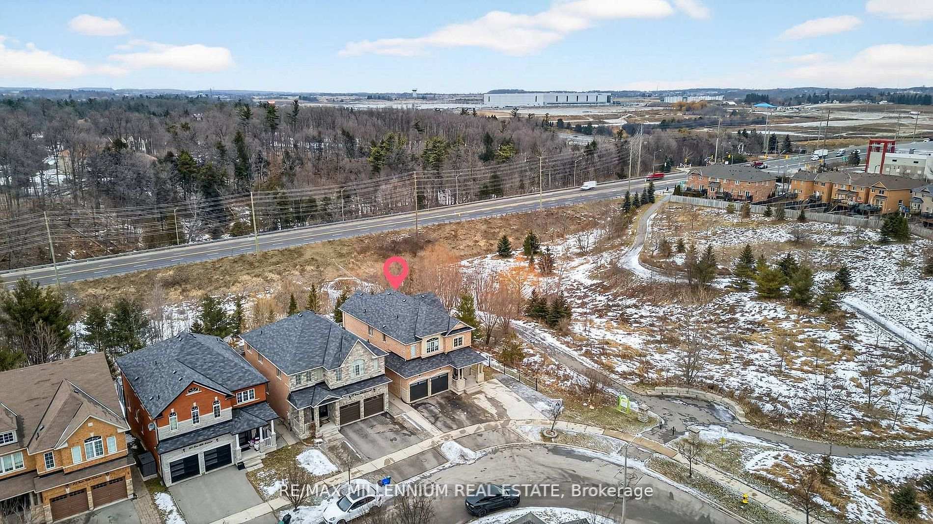 Photo 44 of 75 Twin Hill Crescent, Vaughan, Vellore Village — HOMEH