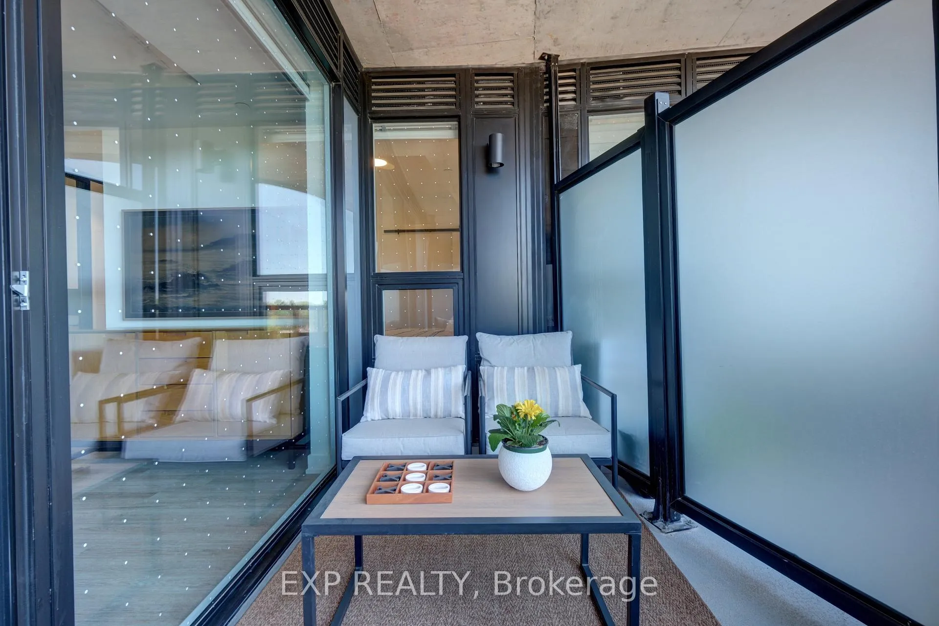 Photo 17 of Unit 401, 8188 Yonge Street, Vaughan, Uplands — HOMEH