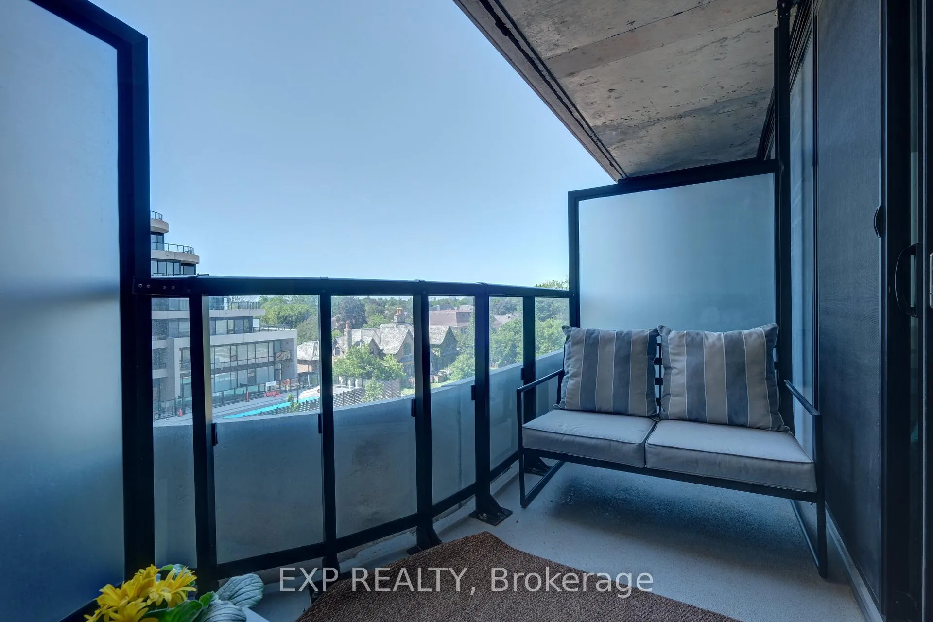 Photo 19 of Unit 401, 8188 Yonge Street, Vaughan, Uplands — HOMEH